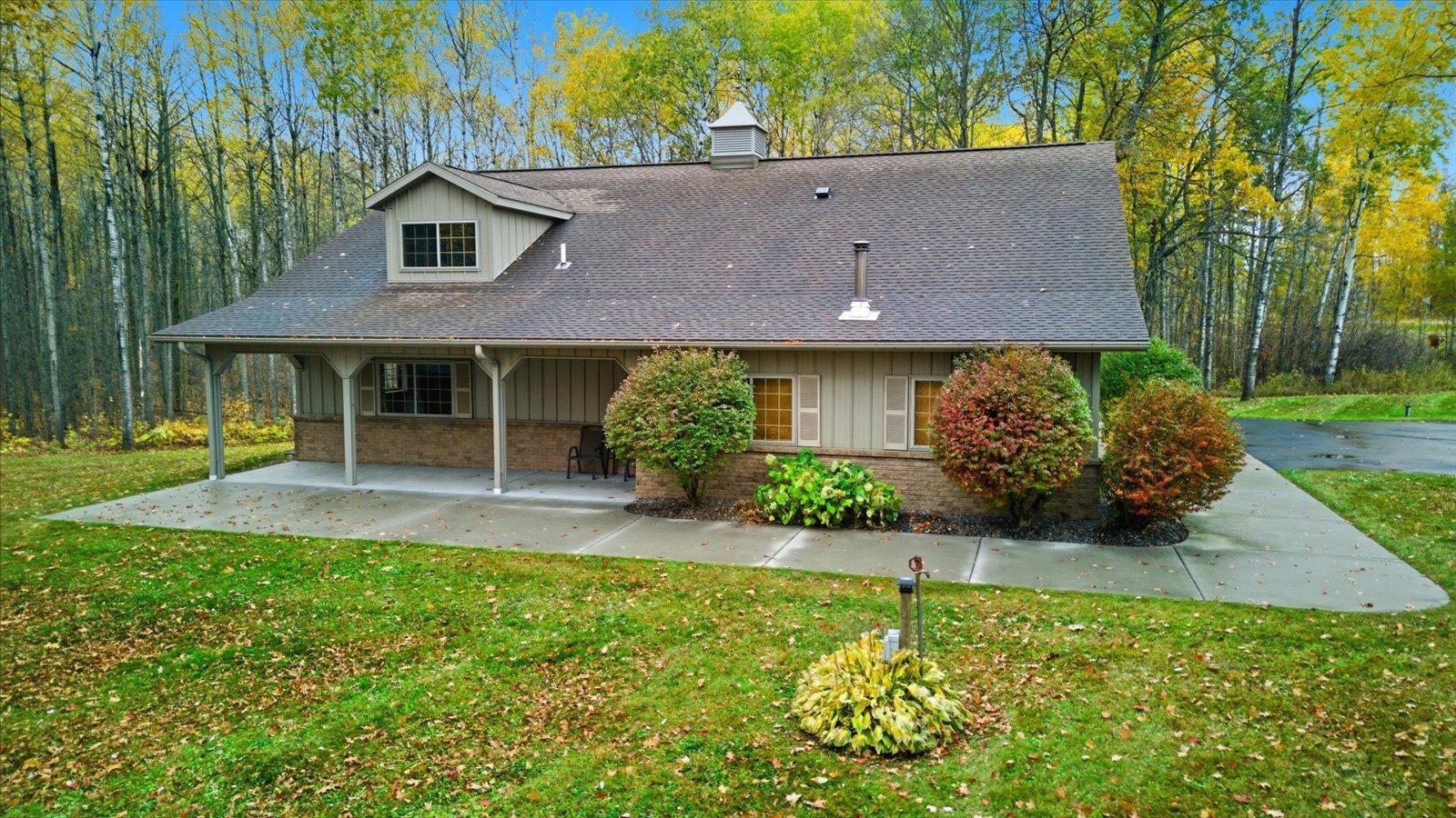 21437 County Road 17, Cohasset, MN 55721