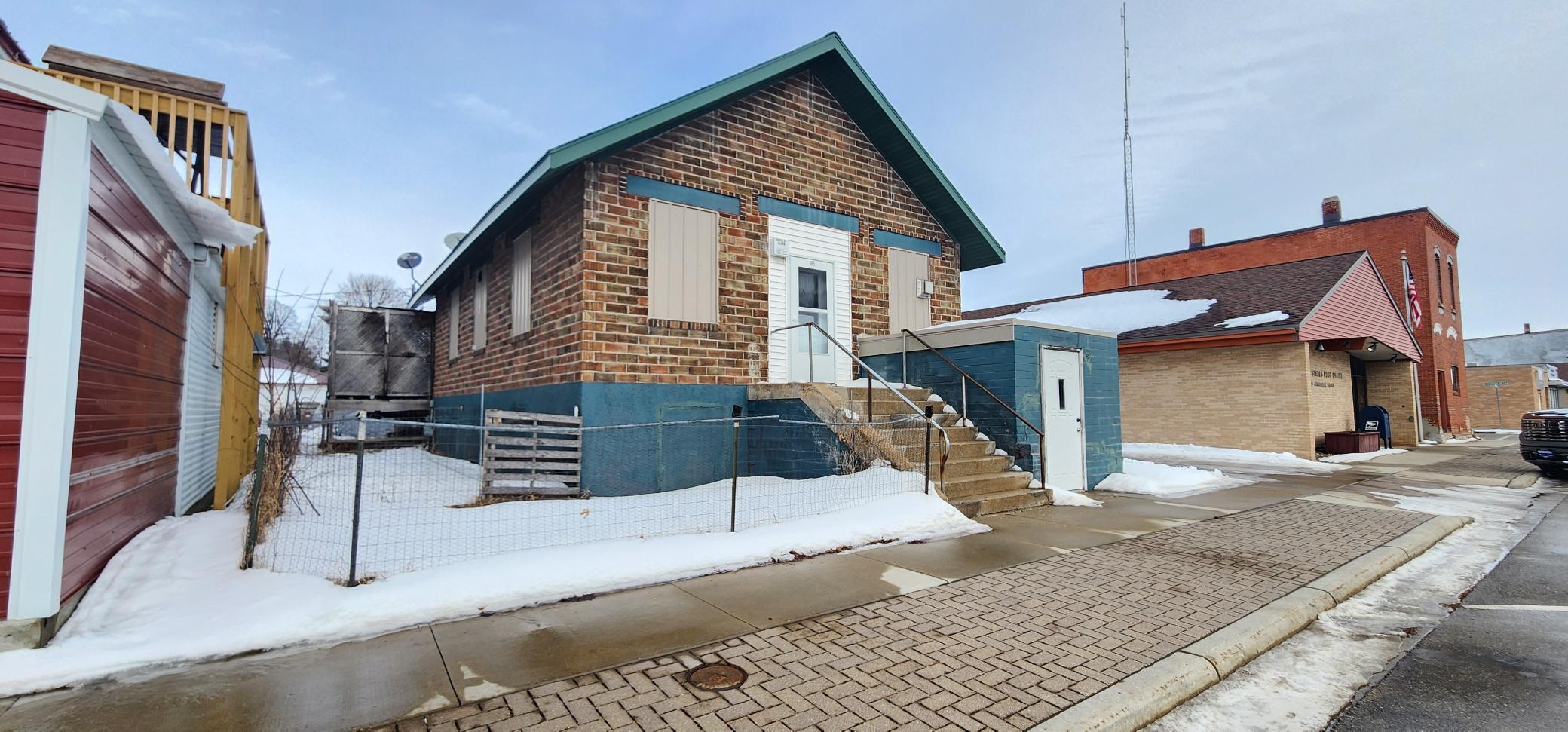 105 Main St W, Eagle Bend, MN 56446