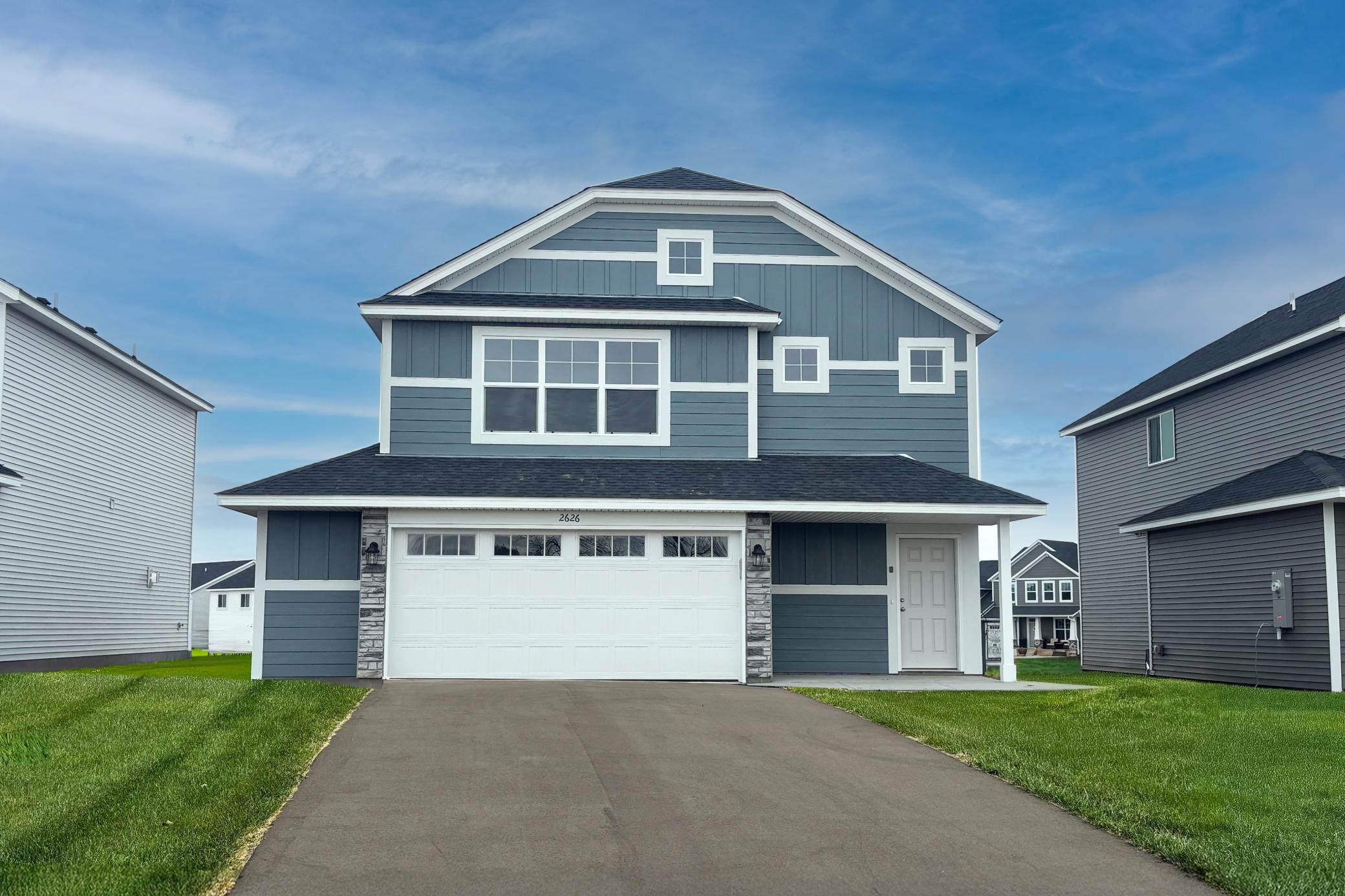 1429 192nd Ave, East Bethel, MN 55011