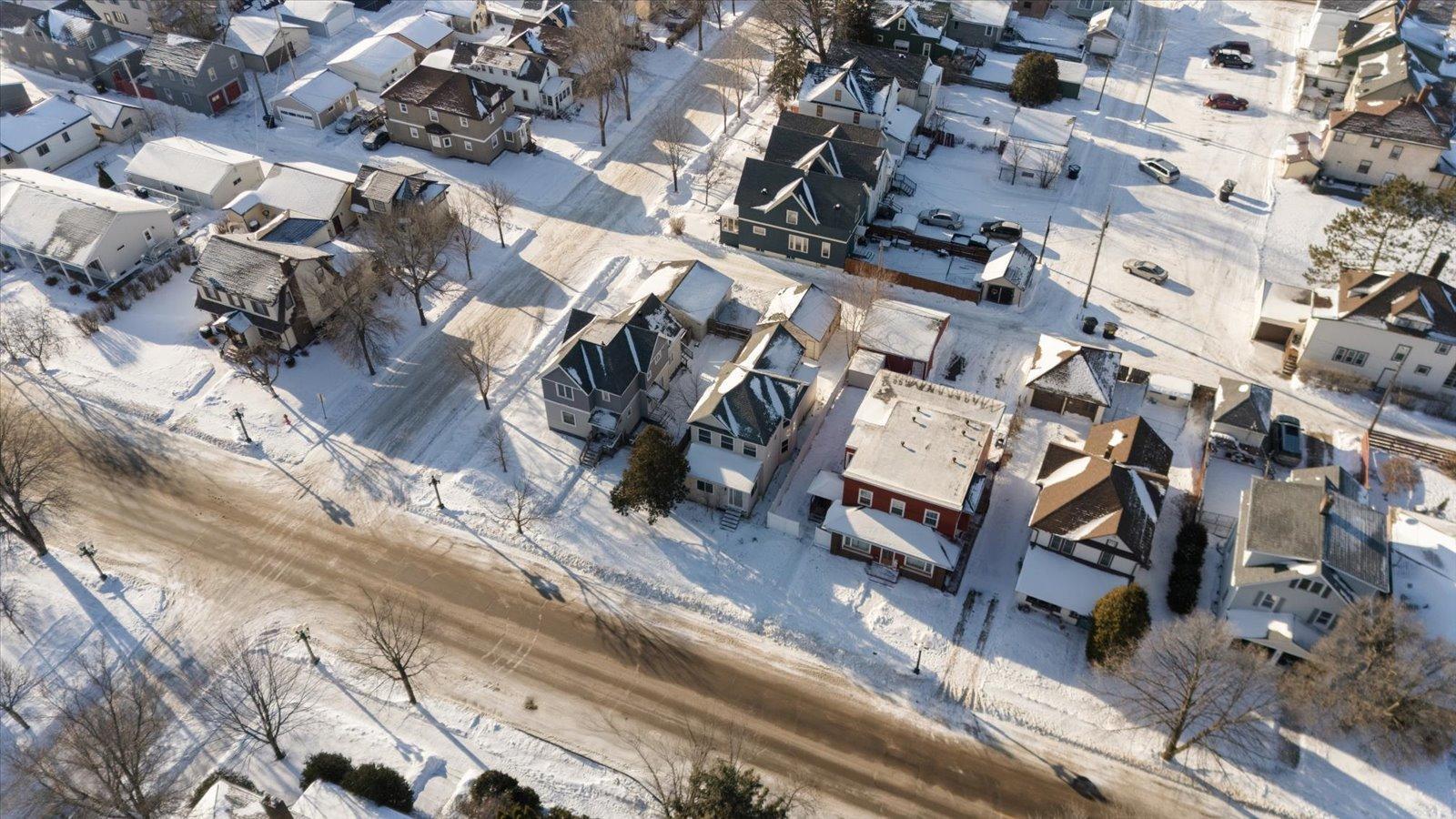 515 S 5th Ave, Virginia, MN 55792