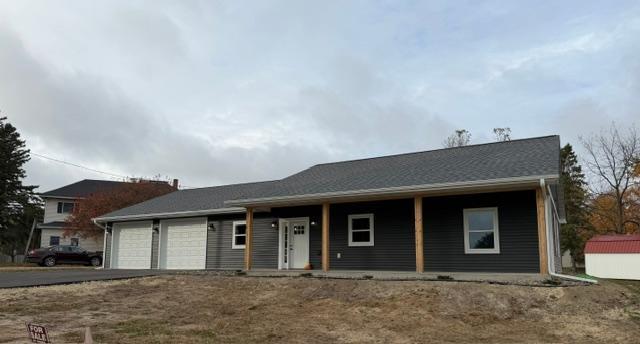 221 6th Ave, Clear Lake, WI 54005