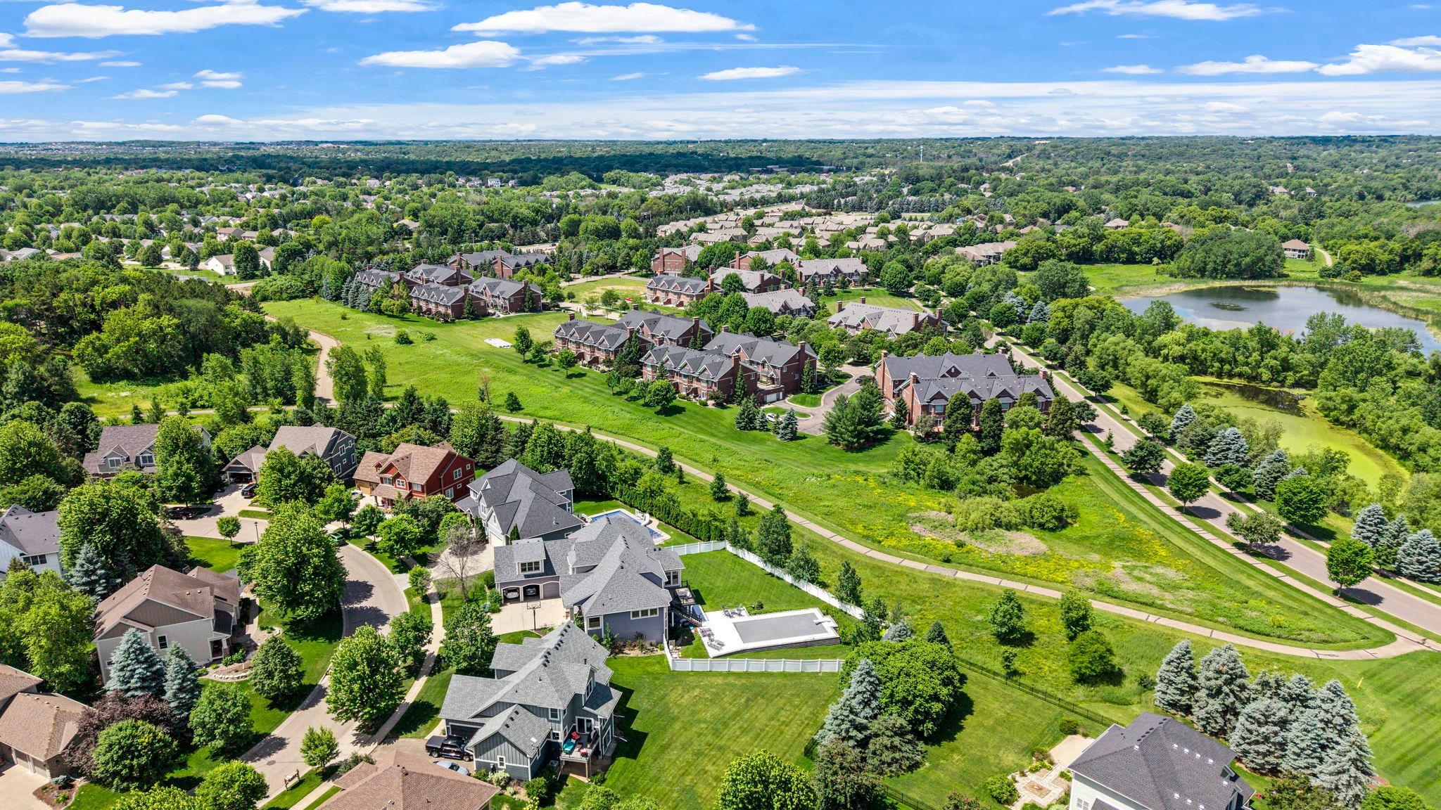 10814 Falling Water Ln #D, Woodbury, MN 55129