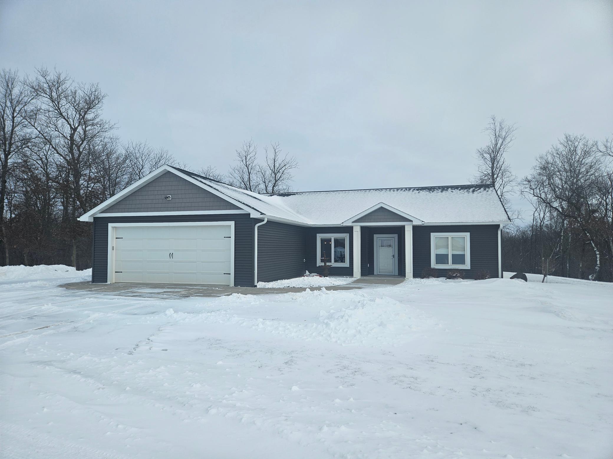 7630 County 15 Rd SW, Stewartville, MN 55976