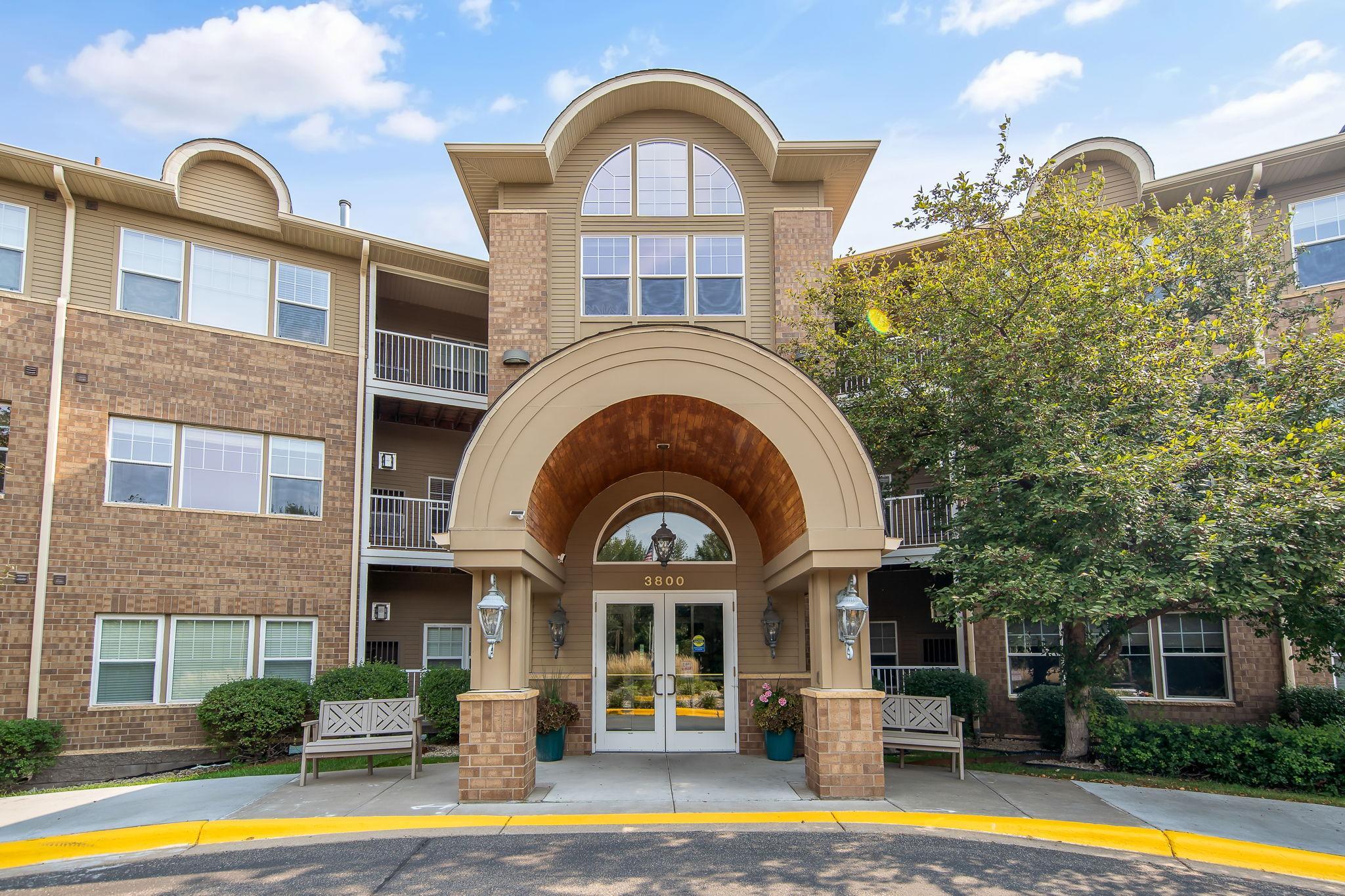 3800 85th Ave N #112, Brooklyn Park, MN 55443
