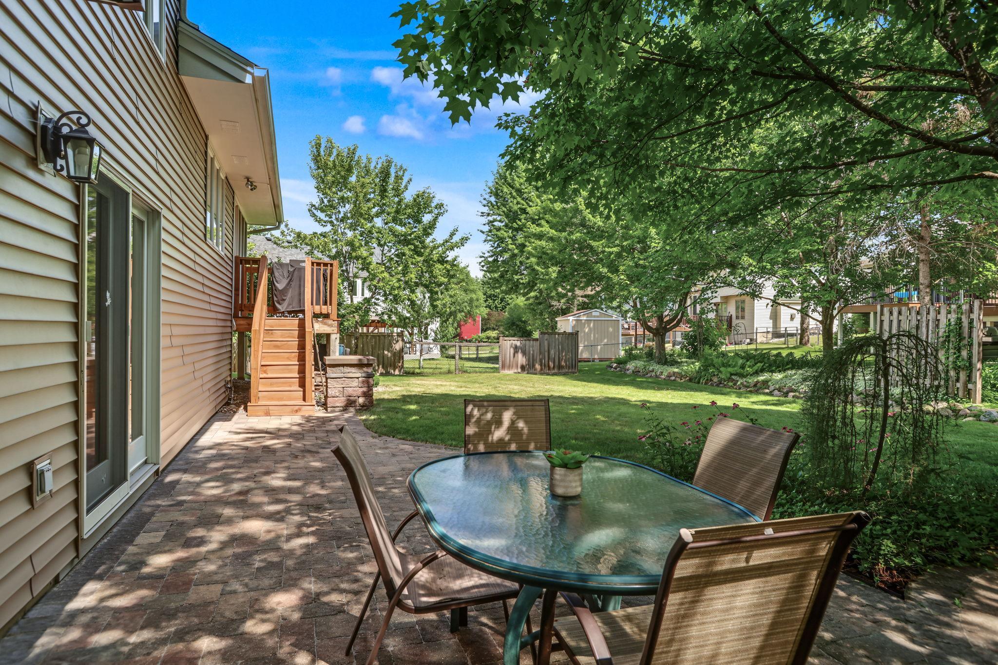 14856 River Crossing, Savage, MN 55378