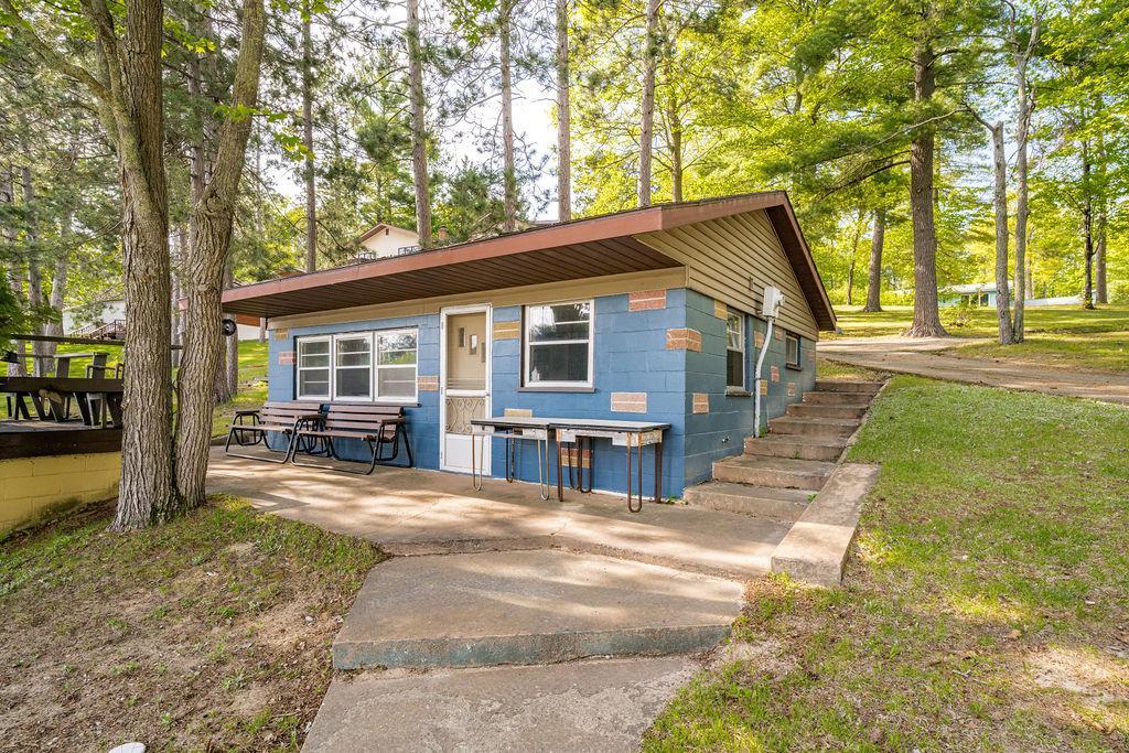 35761 Lake St, Cohasset, MN 55721