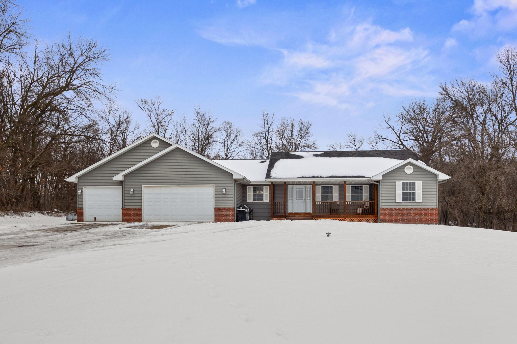 1492 County Road 30 SW, Montrose, MN 55363