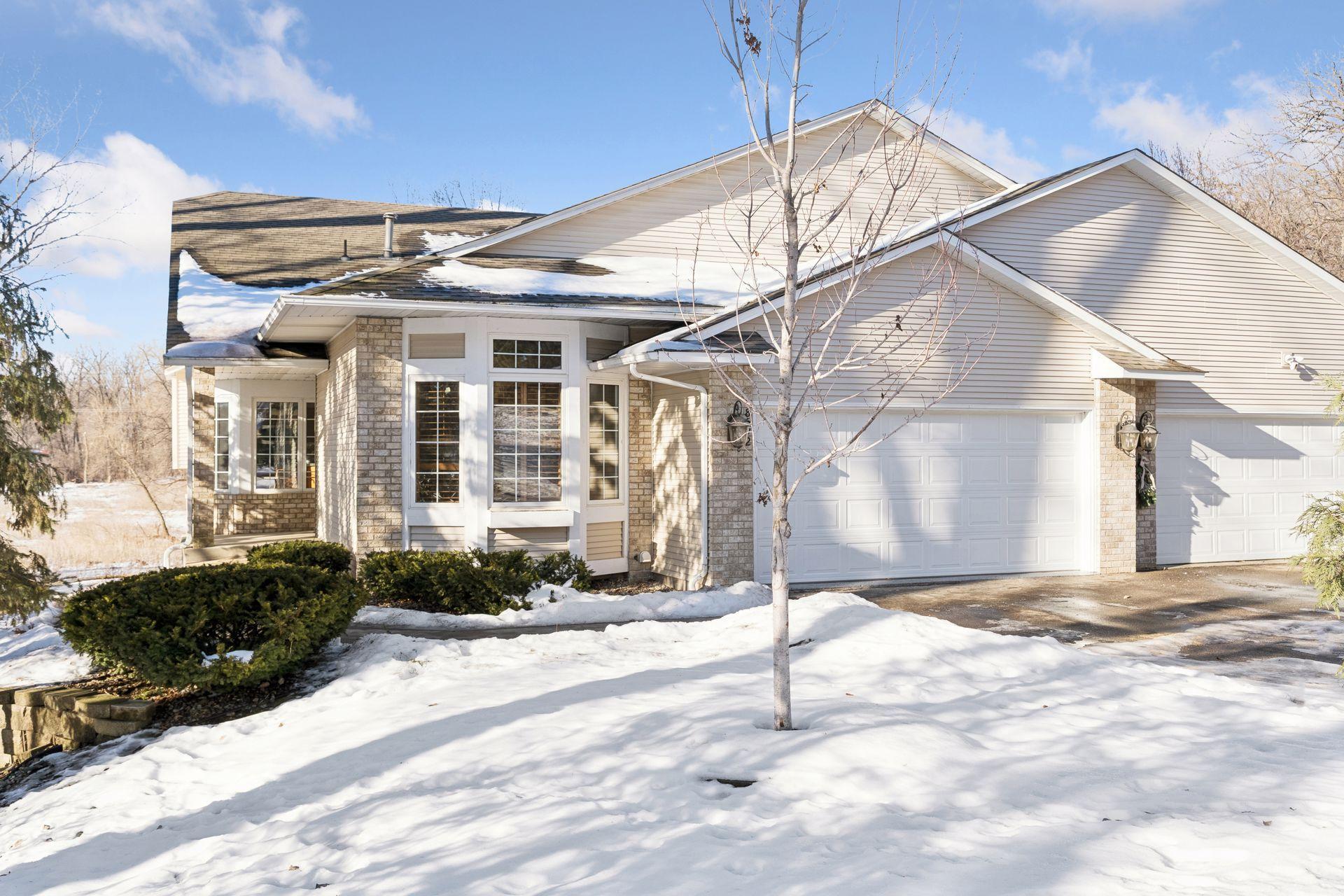 8592 Franlo Rd, Eden Prairie, MN 55344