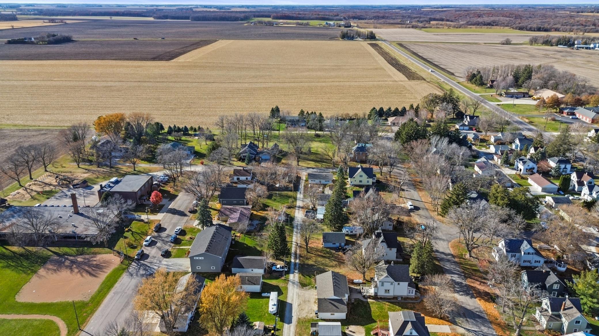 222 2nd St S, Nerstrand, MN 55053
