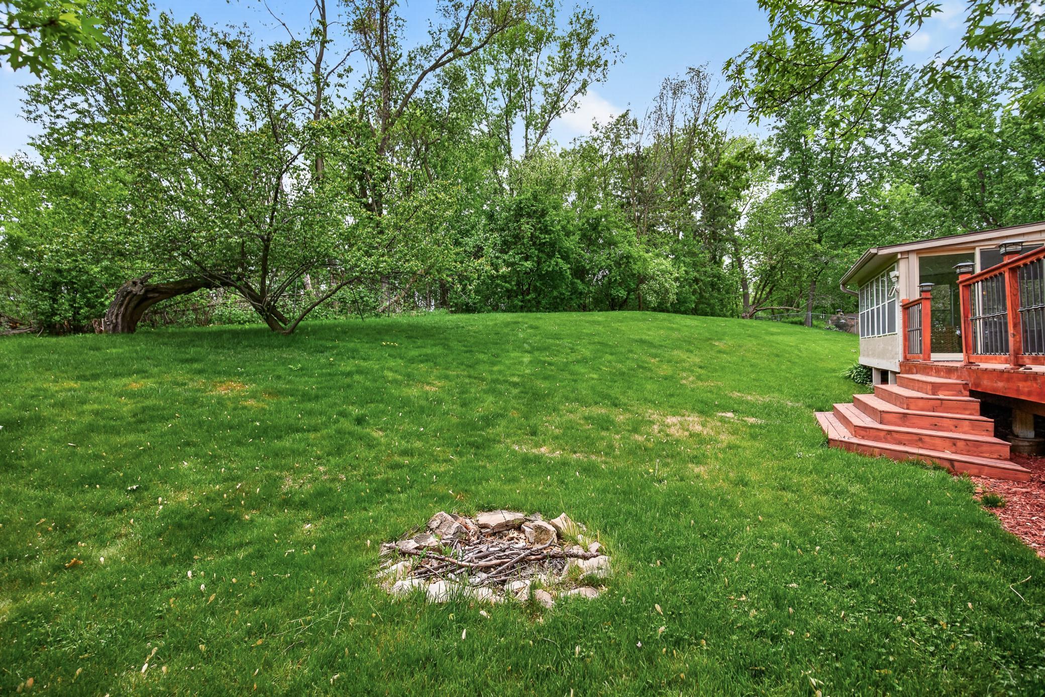1340 Balsam St E, Eagan, MN 55123