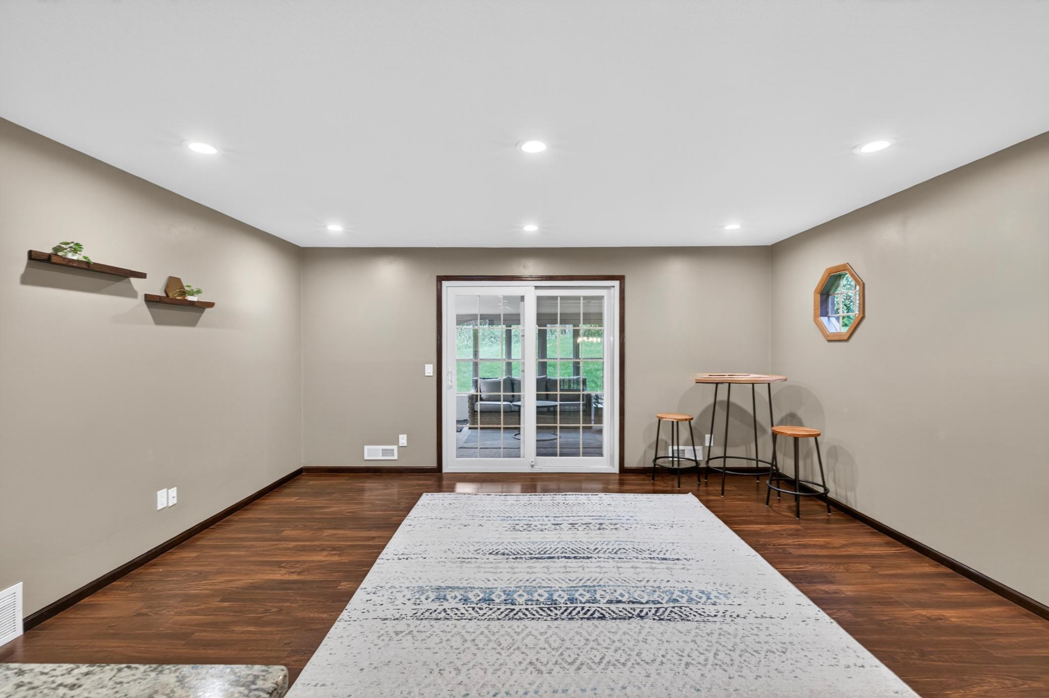 1340 Balsam St E, Eagan, MN 55123