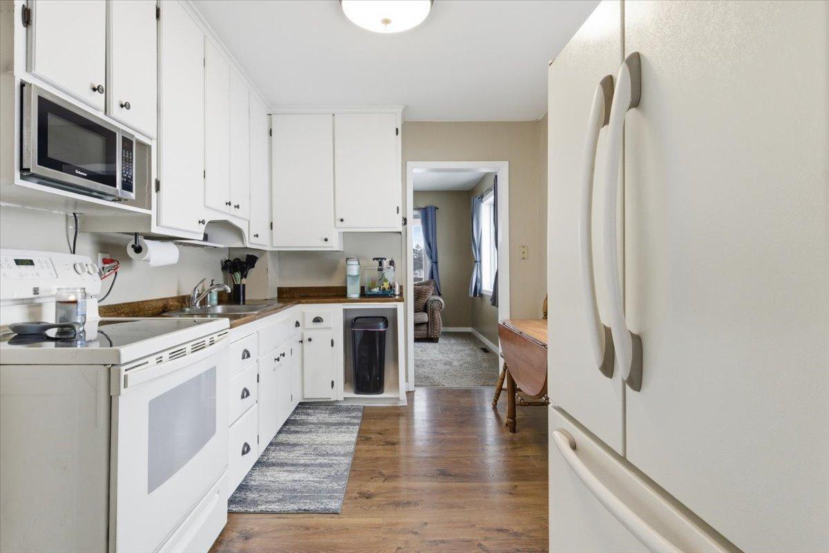 33987 County 8 Blvd, Cannon Falls, MN 55009