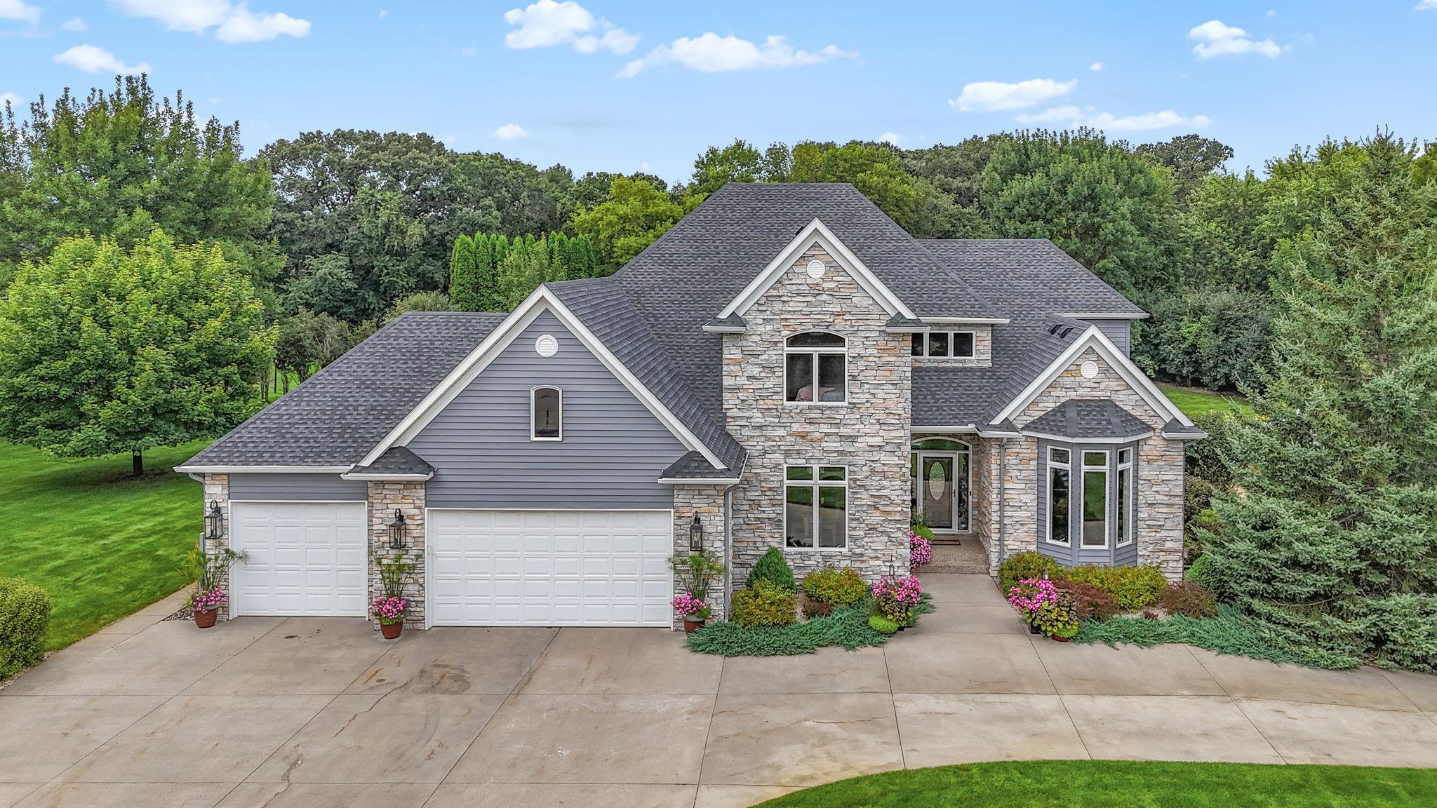 2607 Regal Rd, Saint Cloud, MN 56301