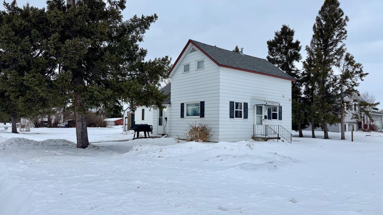 501 3rd St W, Ada, MN 56510