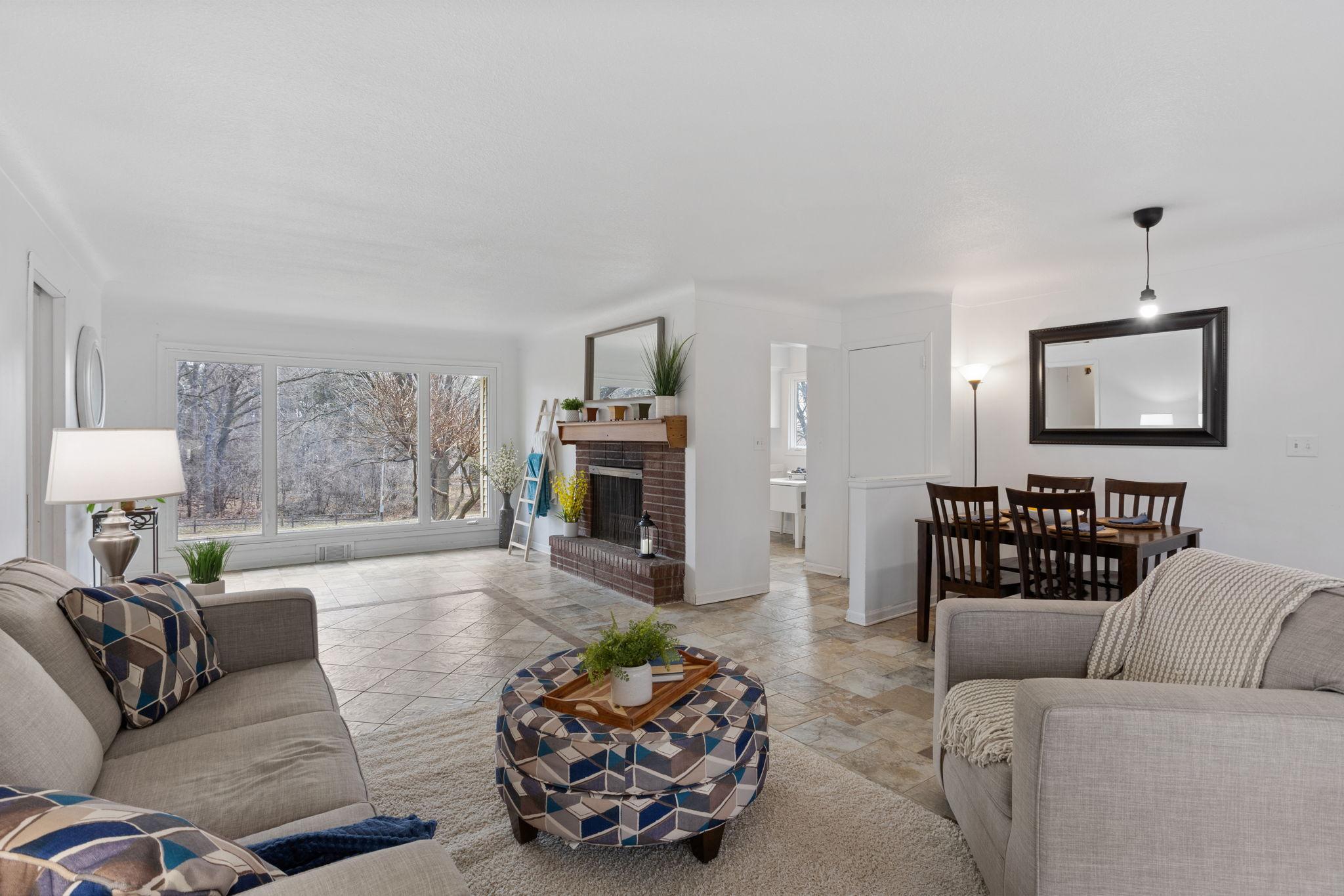 2381 Pagel Rd, Mendota Heights, MN 55120