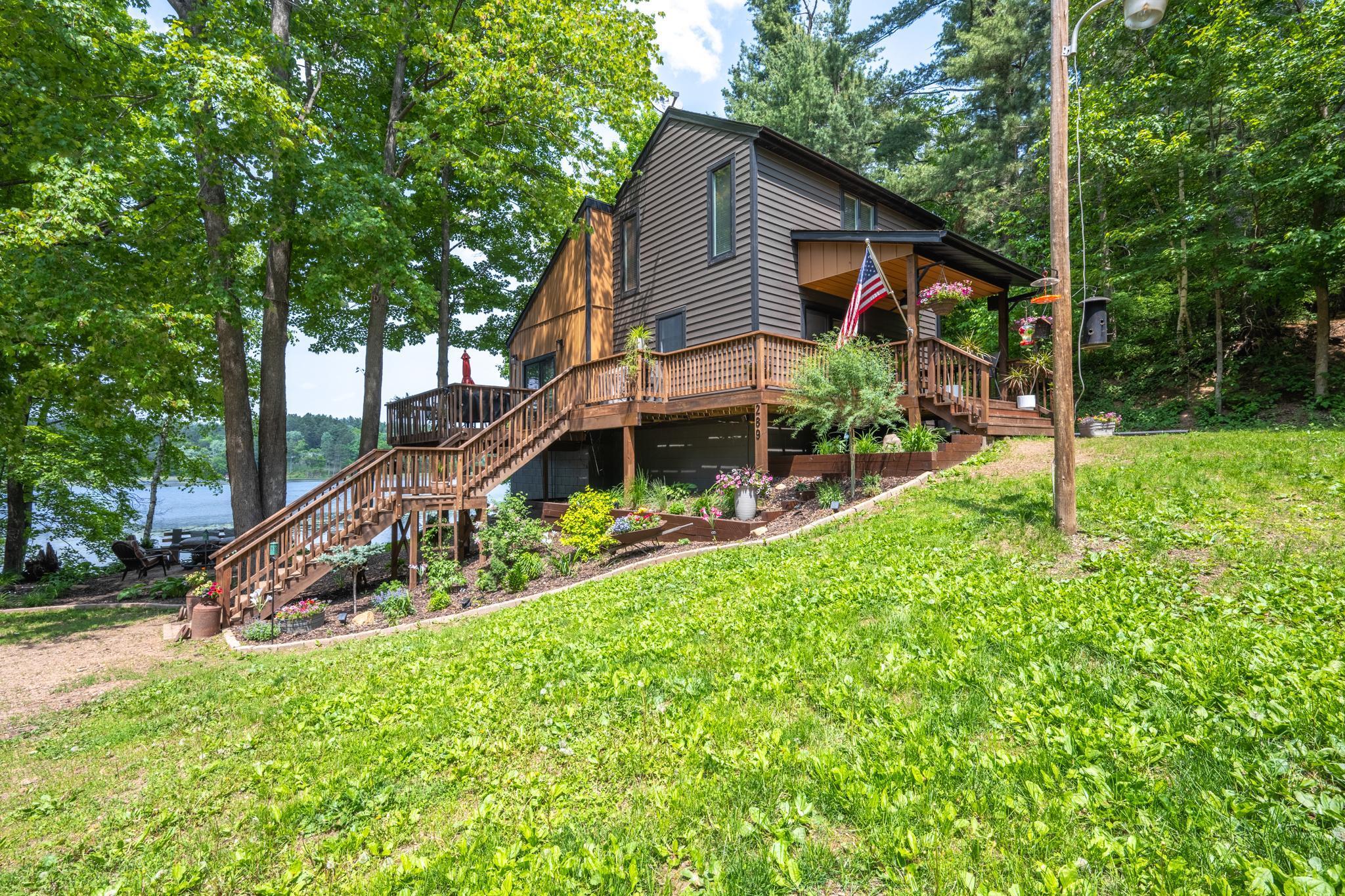 289 192nd St, Star Prairie, WI 54026