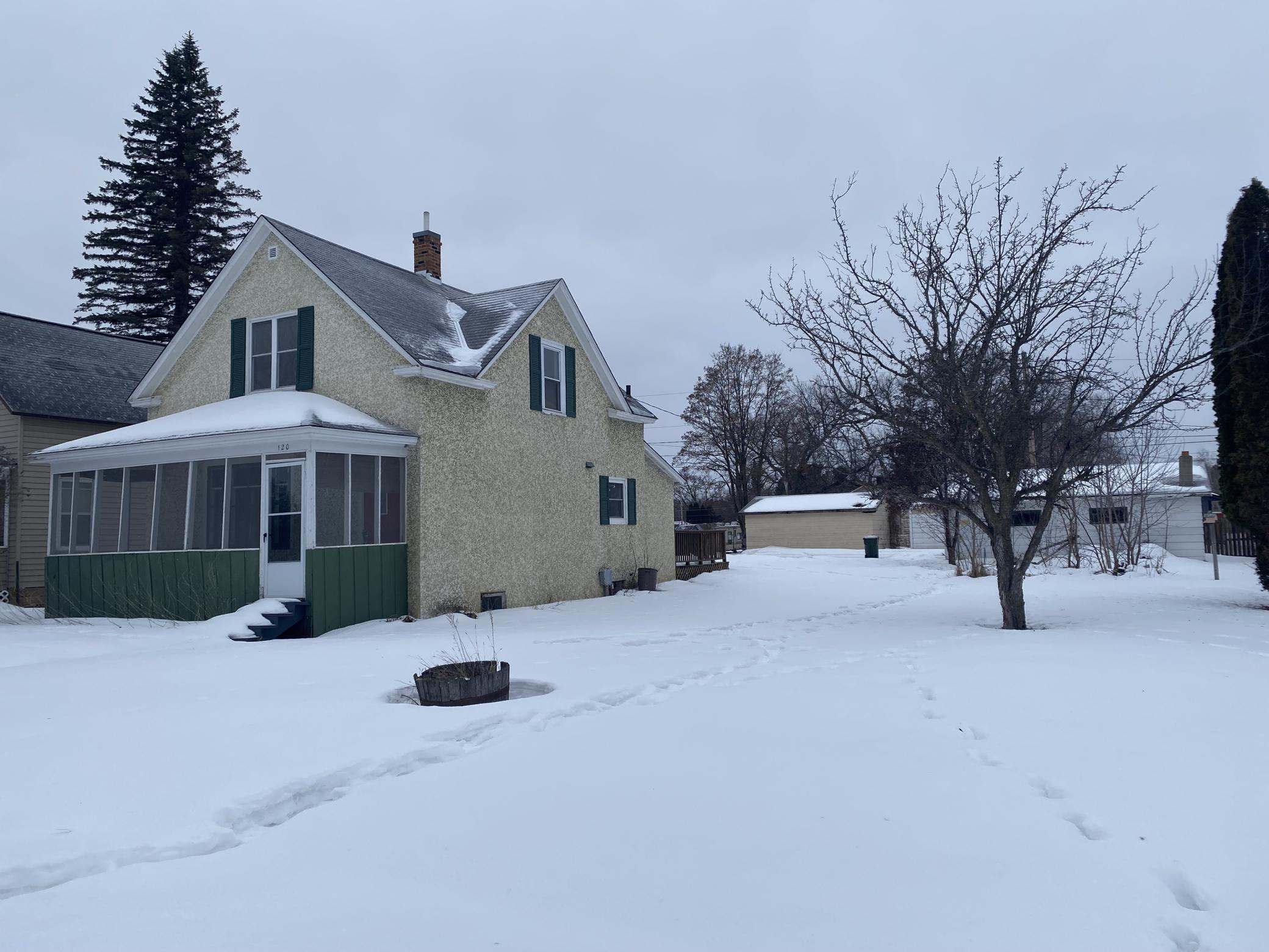 120 Viola Ave, Ironton, MN 56455