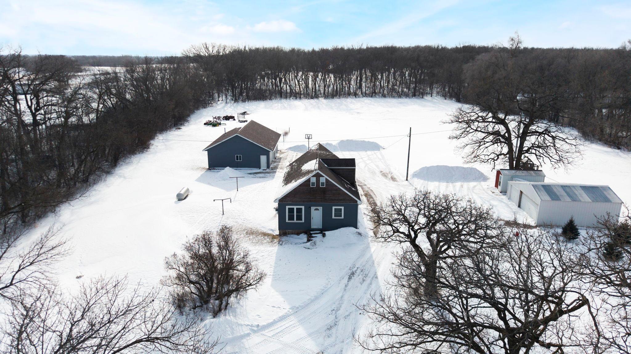 9315 Willow Creek Rd, Kimball, MN 55353