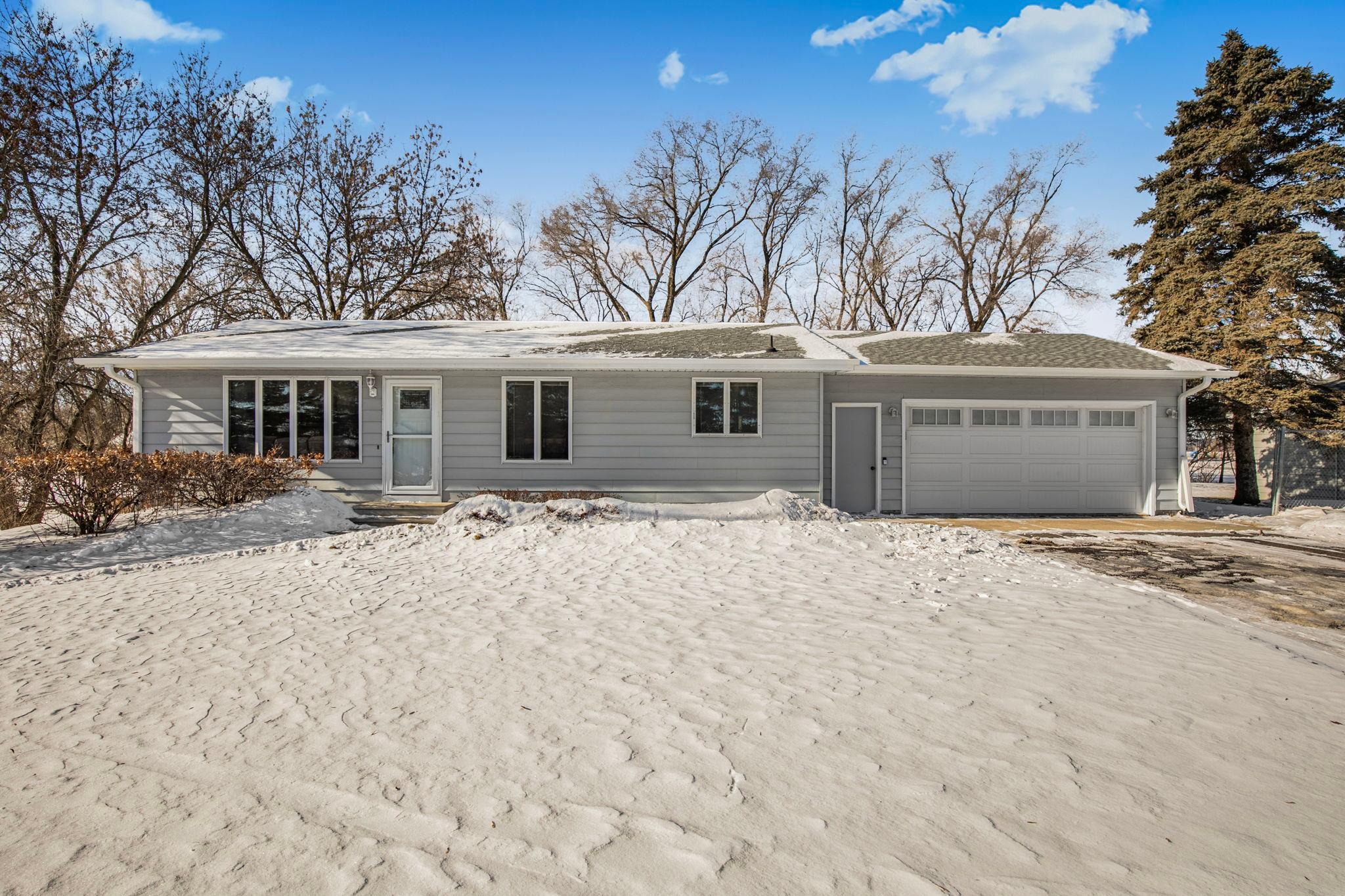 4893 140th St, South Haven, MN 55382