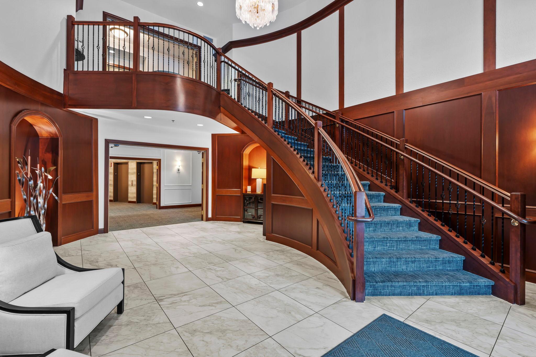 408 Parkers Lake Rd #107, Minnetonka, MN 55391