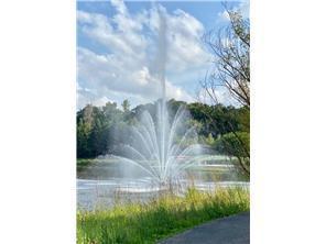 408 Parkers Lake Rd #107, Minnetonka, MN 55391