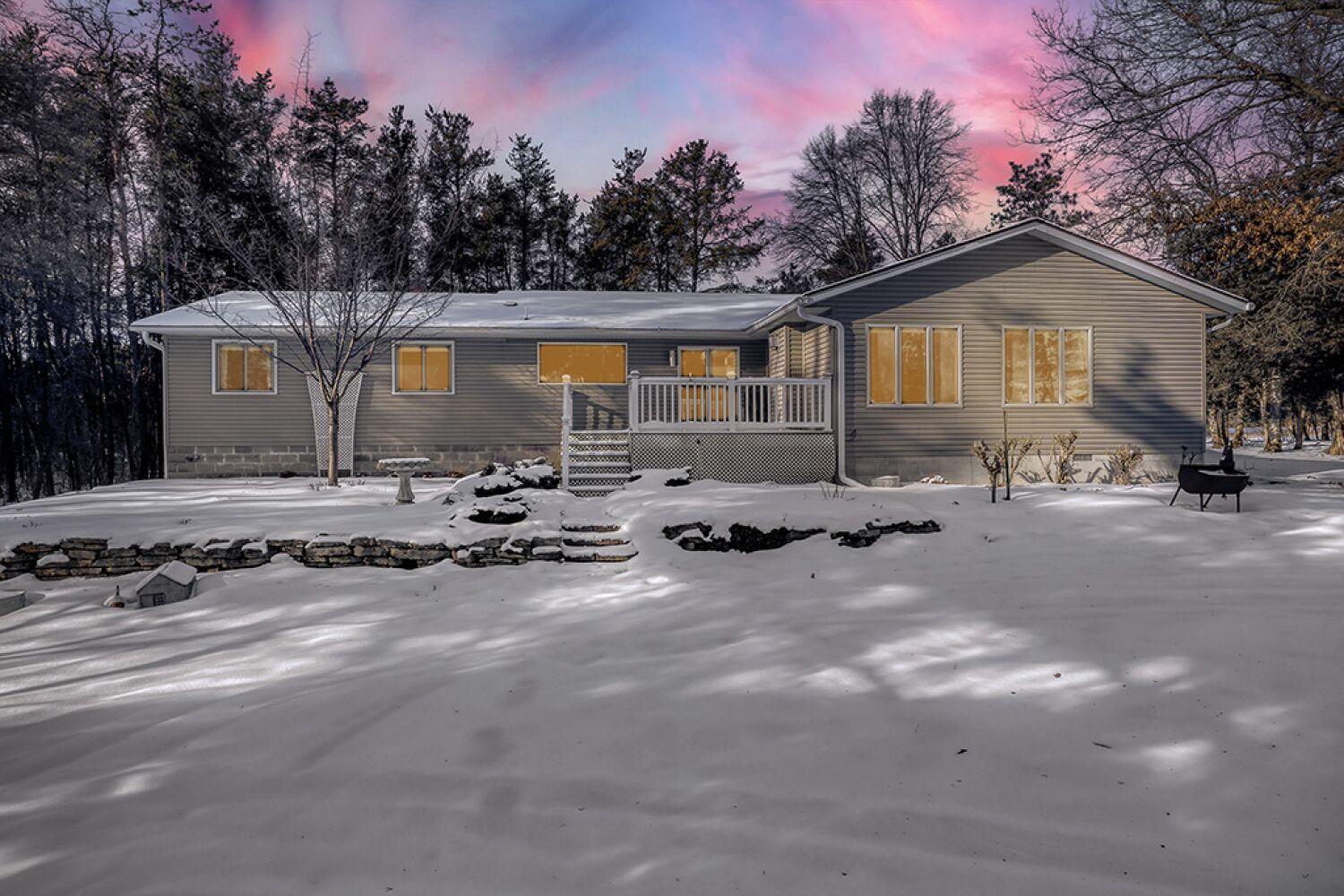 18760 Orlando Ave, Hastings, MN 55033