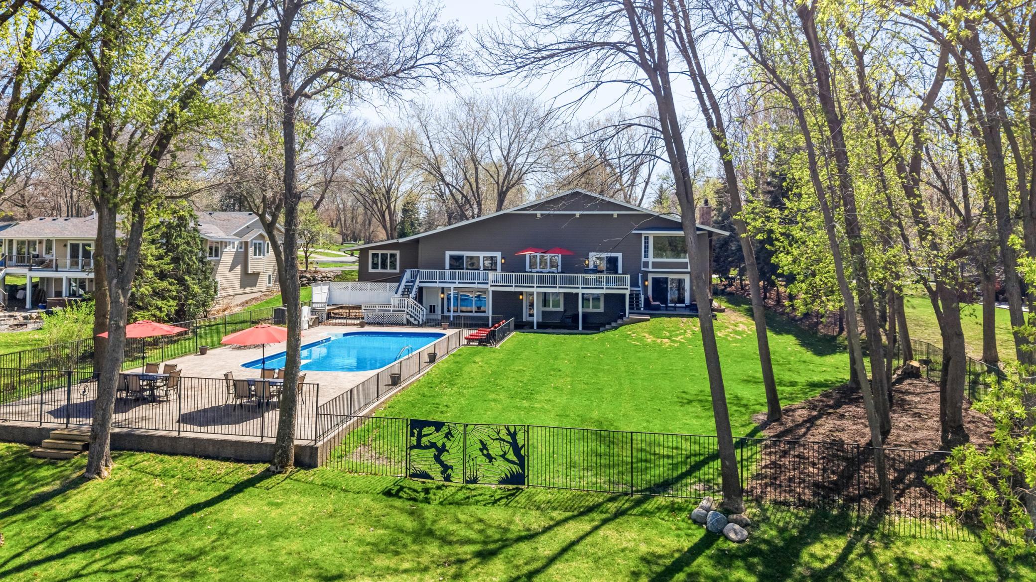 6570 Rustic Rd SE, Prior Lake, MN 55372