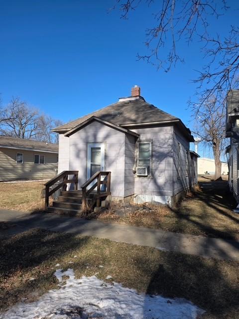 640 Bedal St, Walnut Grove, MN 56180