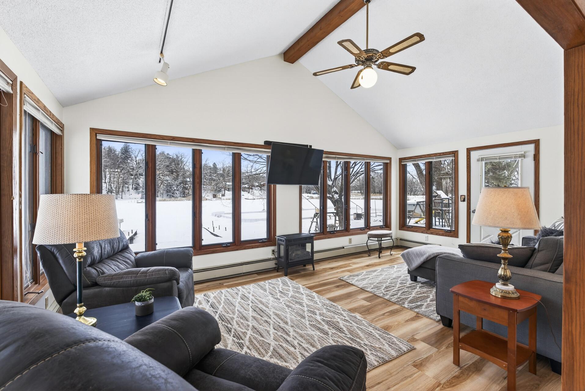 2366 Augusta Rd, South Haven, MN 55382