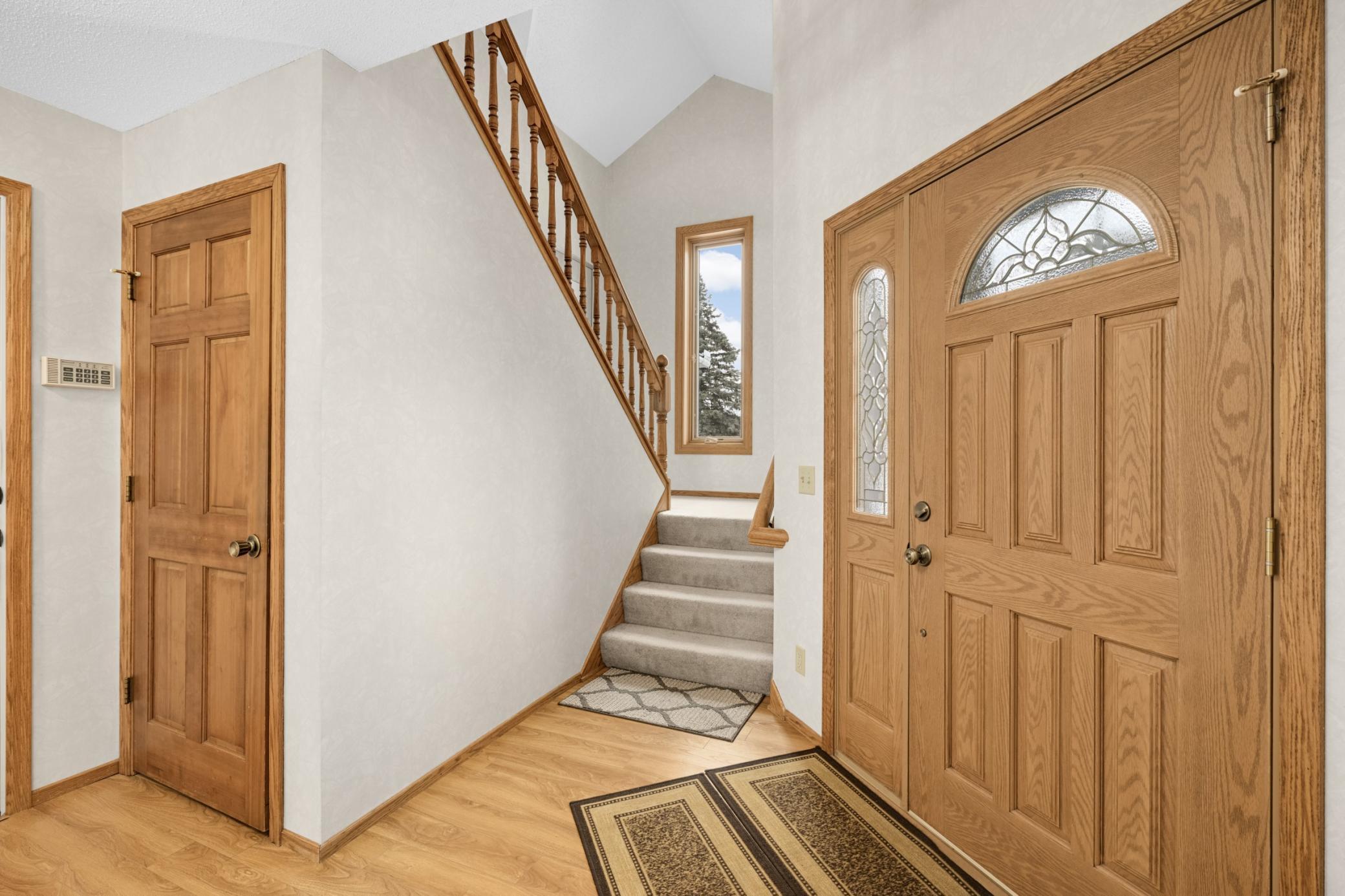 1299 Yukon Ct N, Golden Valley, MN 55427
