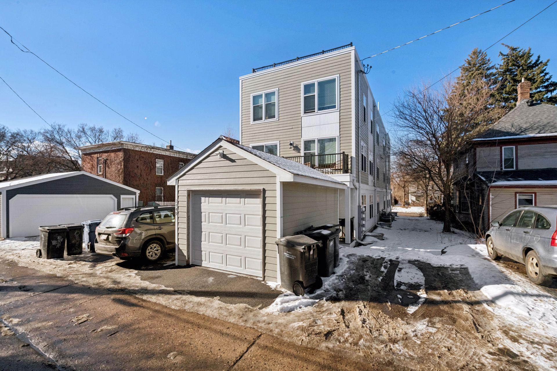 2449 Lyndale Ave S, Minneapolis, MN 55405
