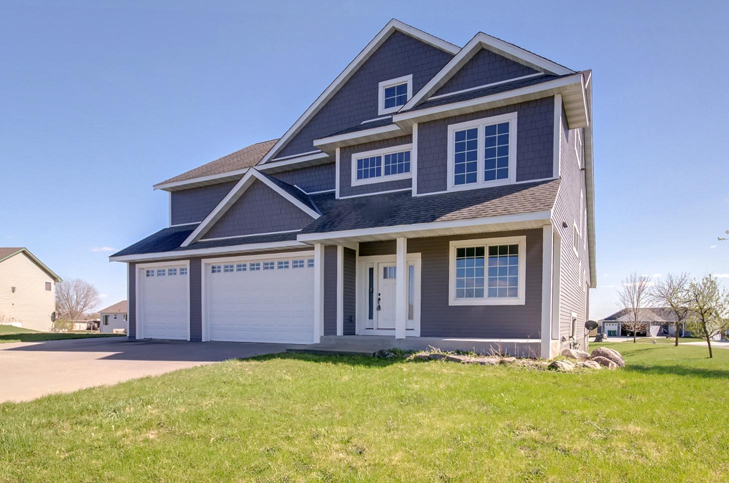 1201 Meadow St NW, Montgomery, MN 56069