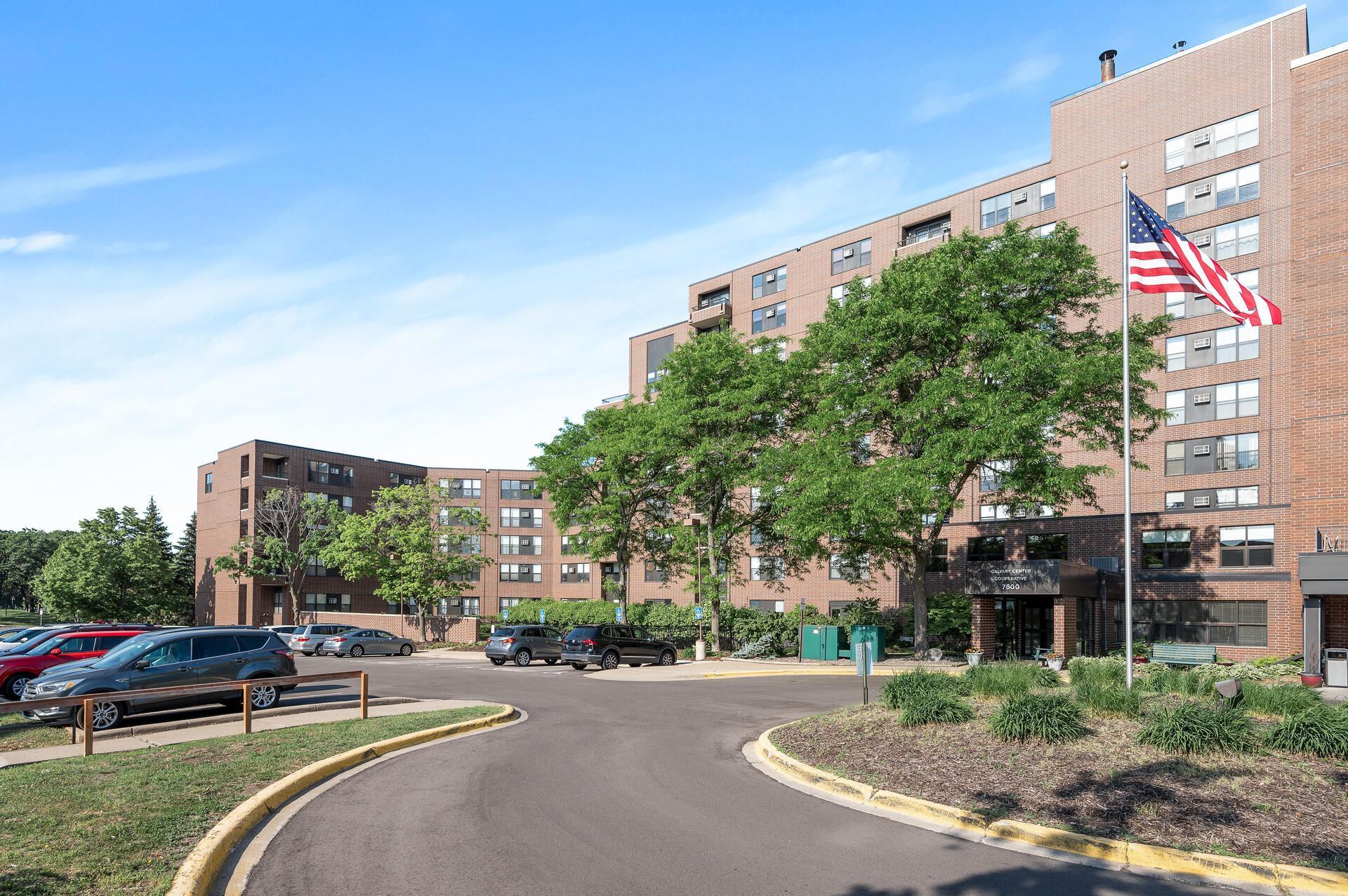 7600 Golden Valley Rd #411, Golden Valley, MN 55427