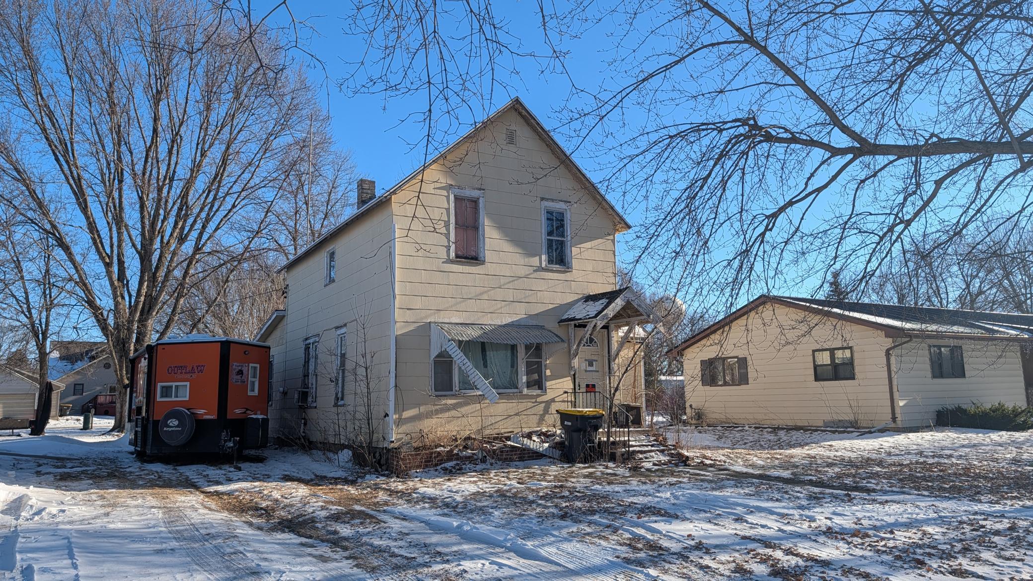 210 2nd St E, Morgan, MN 56266
