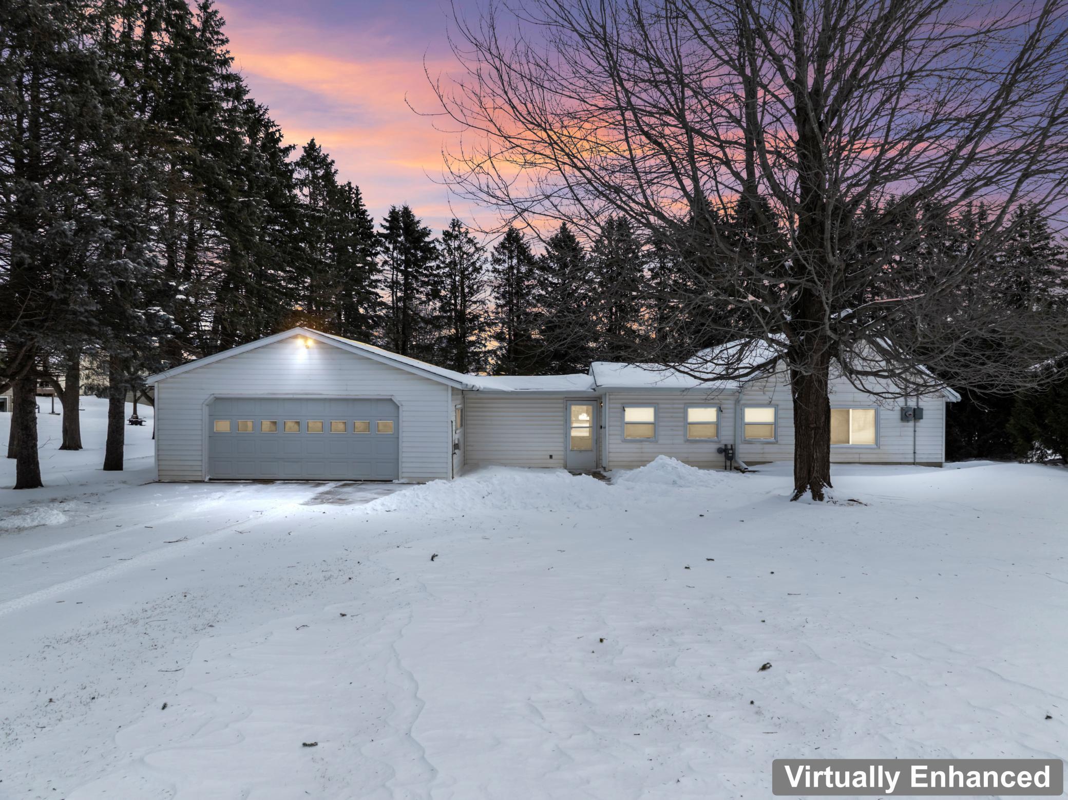 108 Harrison Ave SE, Racine, MN 55967