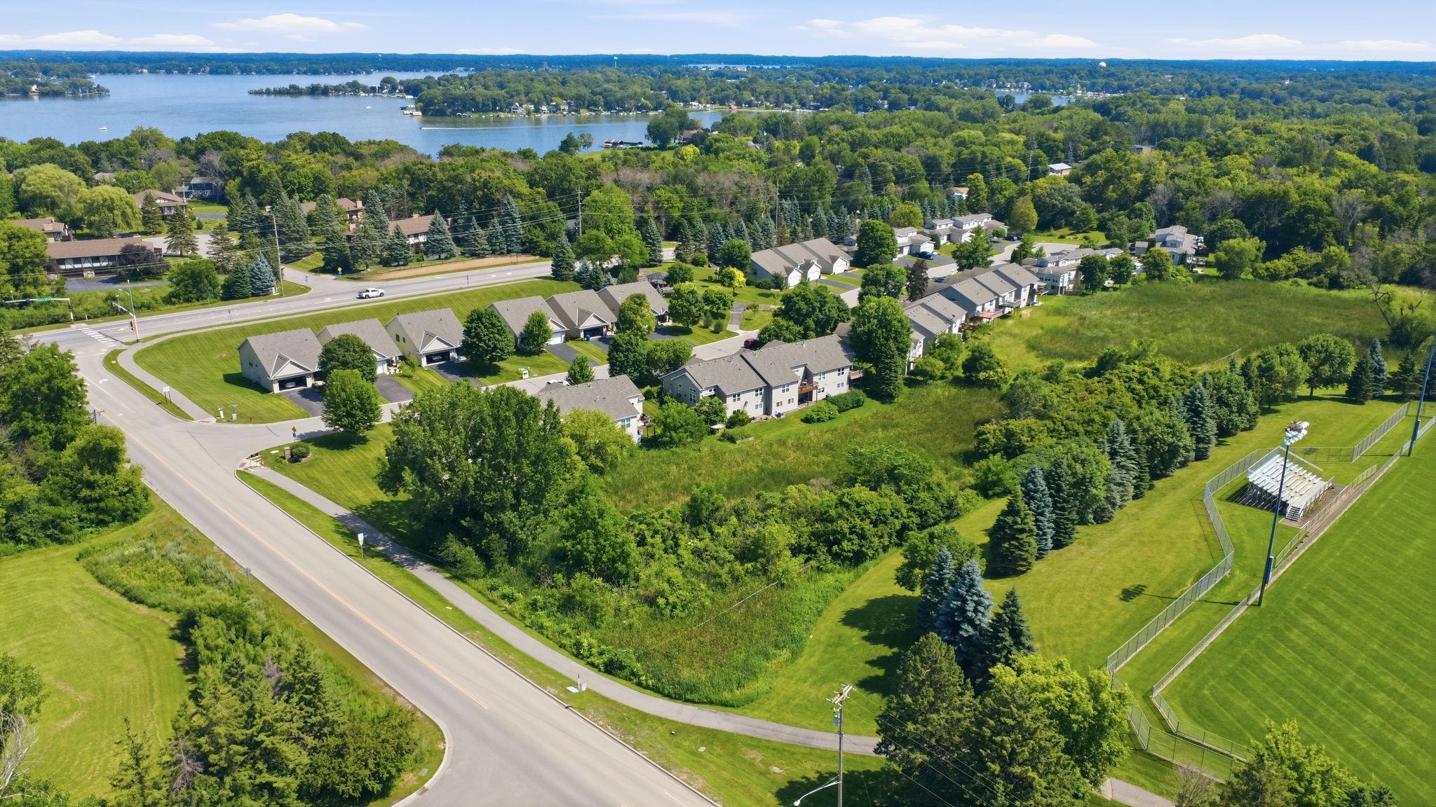 1235 Langewood Dr, Mound, MN 55364