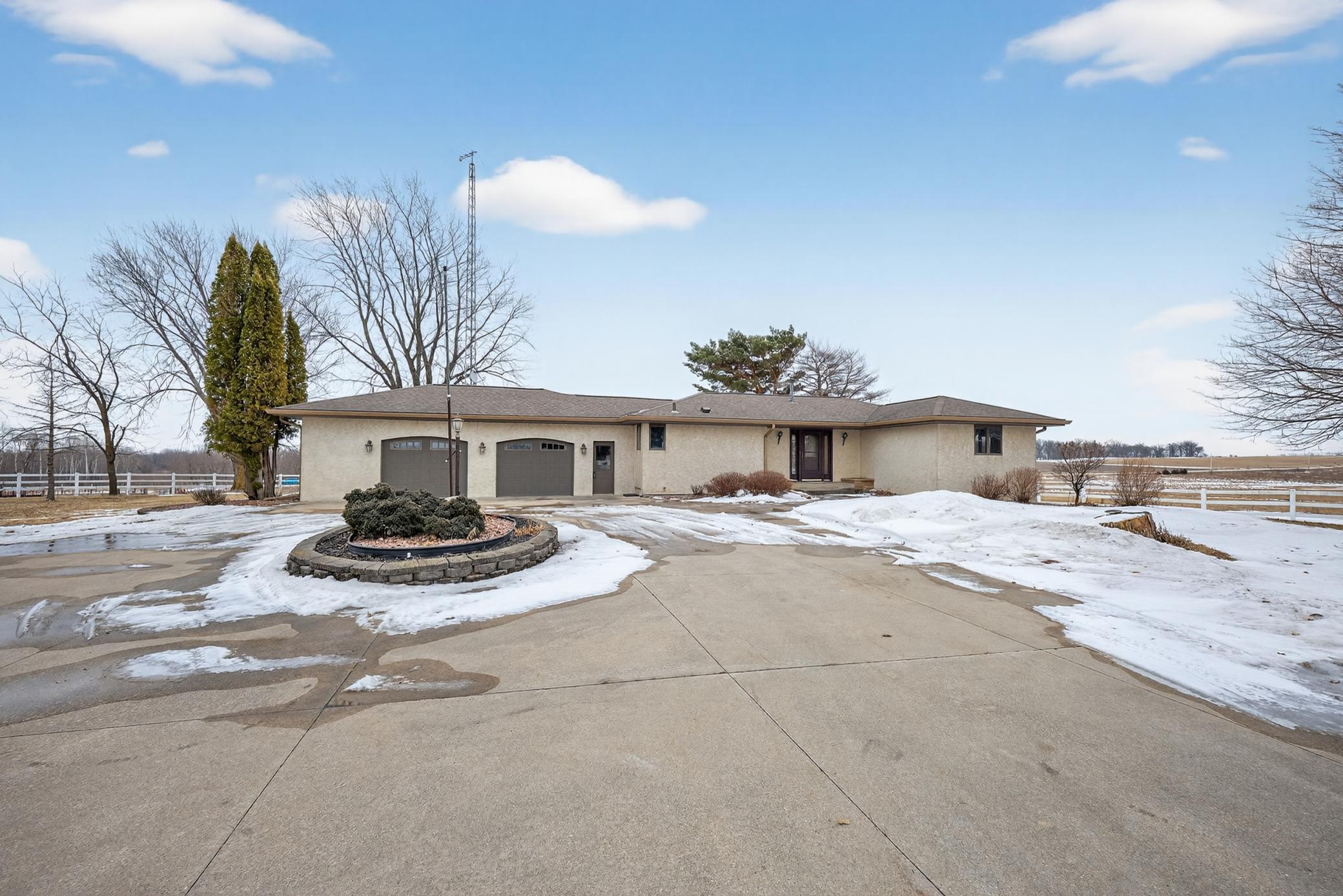 1600 County 8 Rd SW, Stewartville, MN 55976