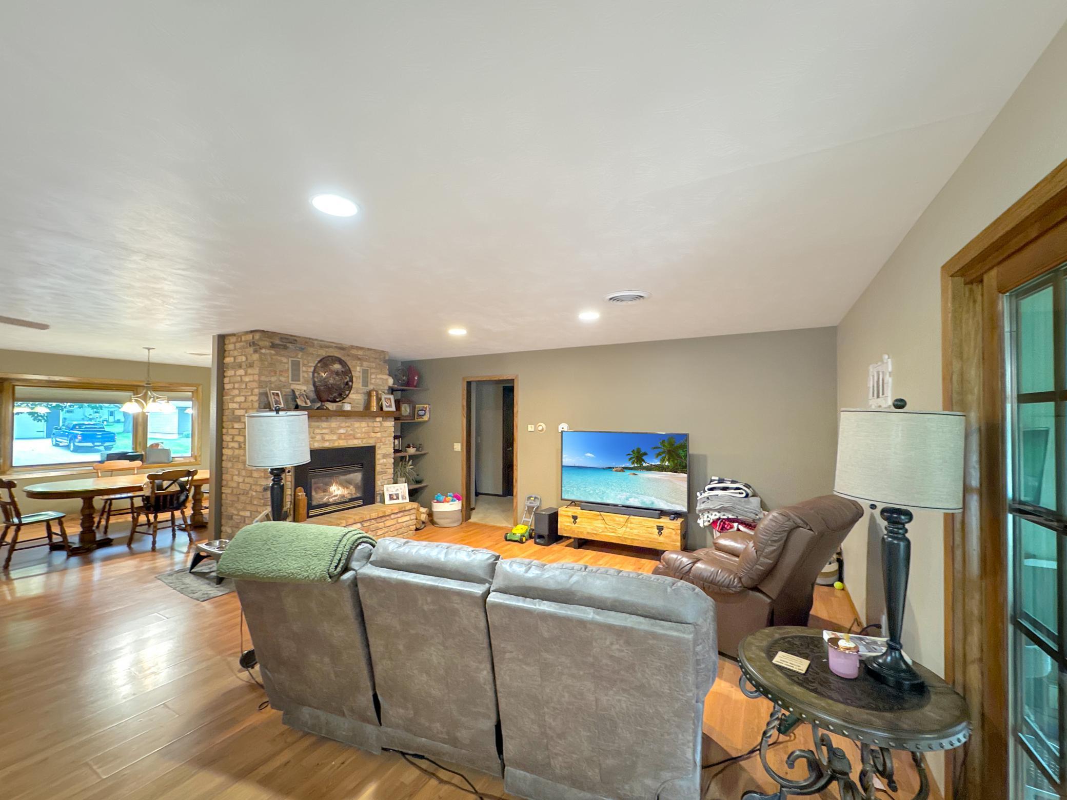 3033 Redwood Ave, Slayton, MN 56172