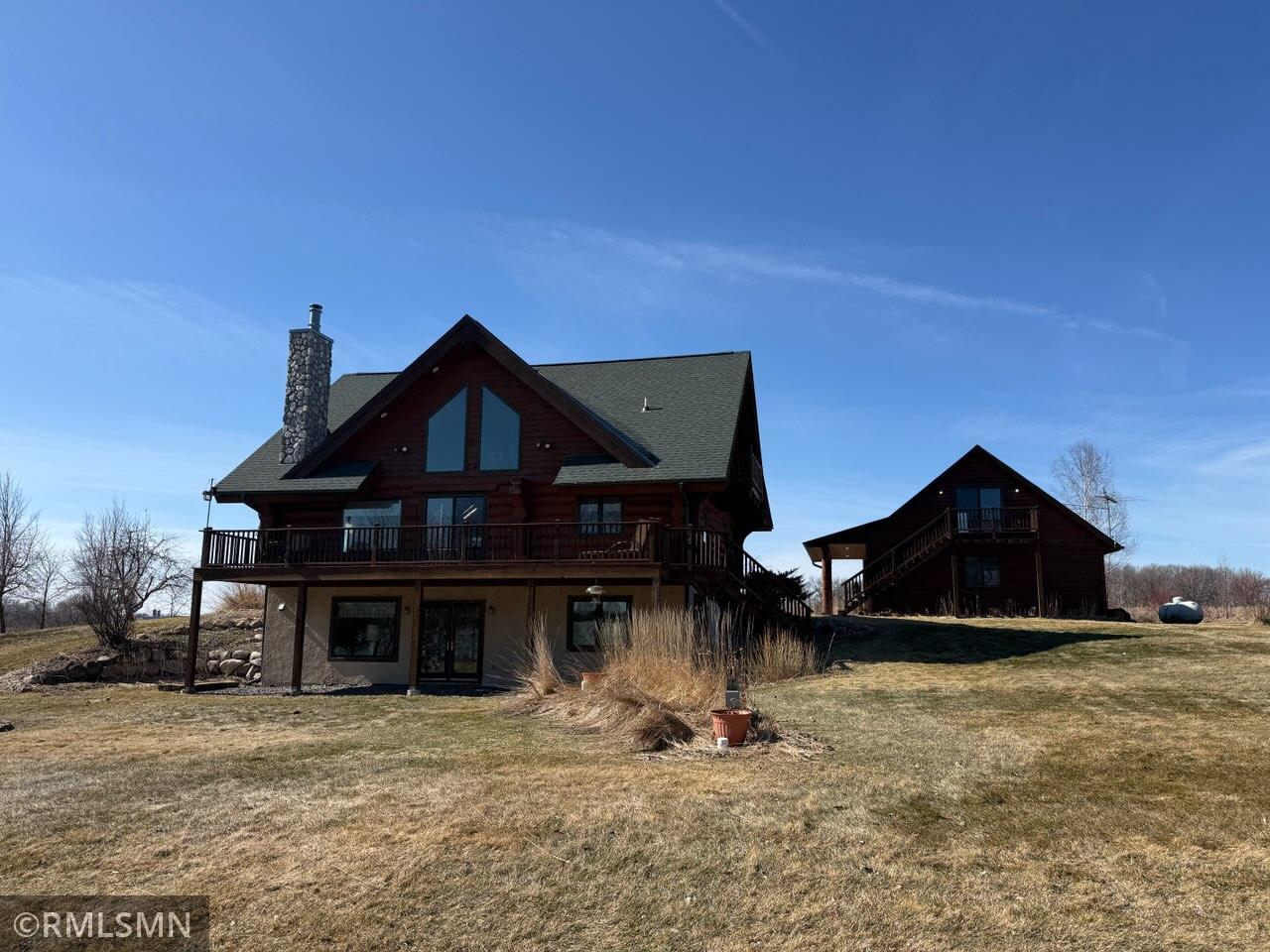 9298 50th St NW, Annandale, MN 55302