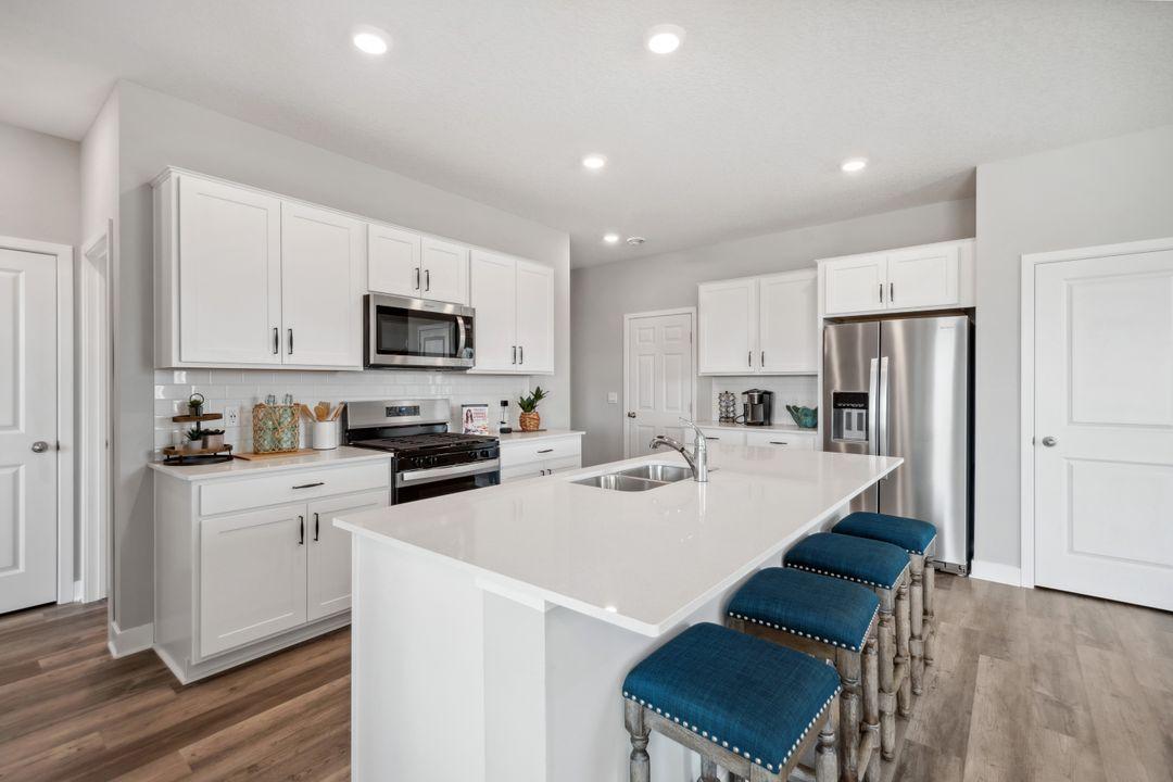 506 Blueridge St SW, Delano, MN 55328