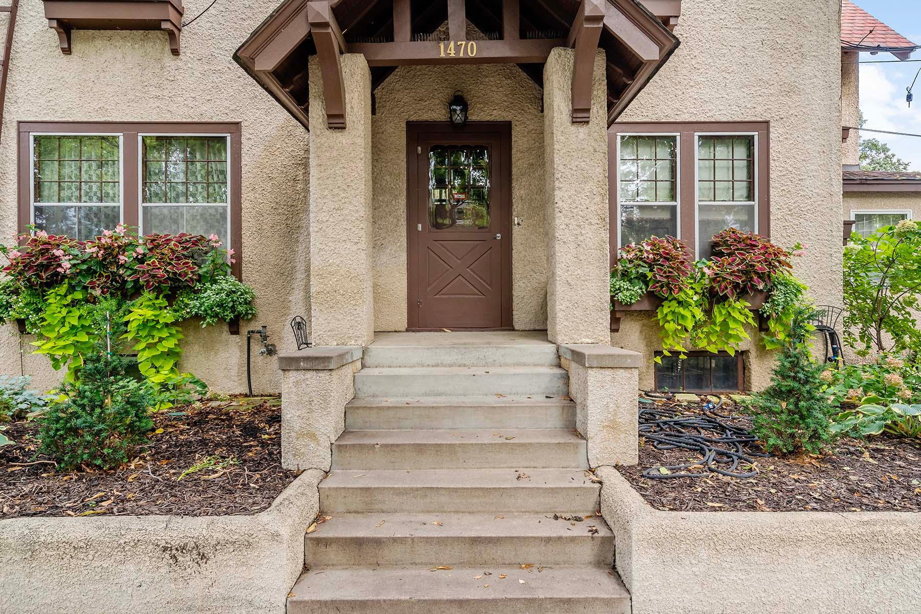 1470 W 35th St, Minneapolis, MN 55408