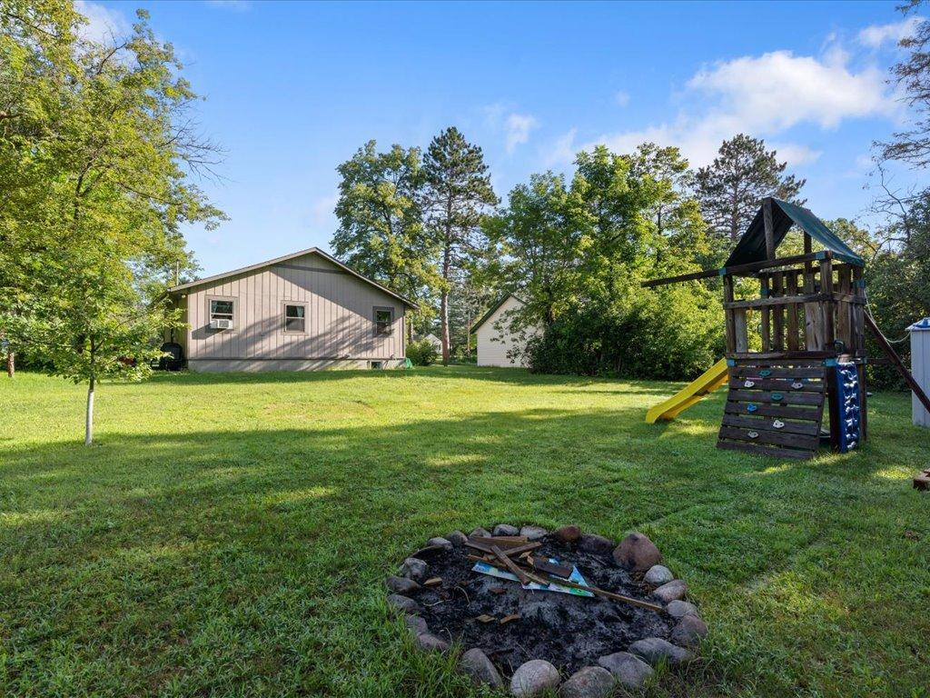 4459 E Sibley St, Pequot Lakes, MN 56472