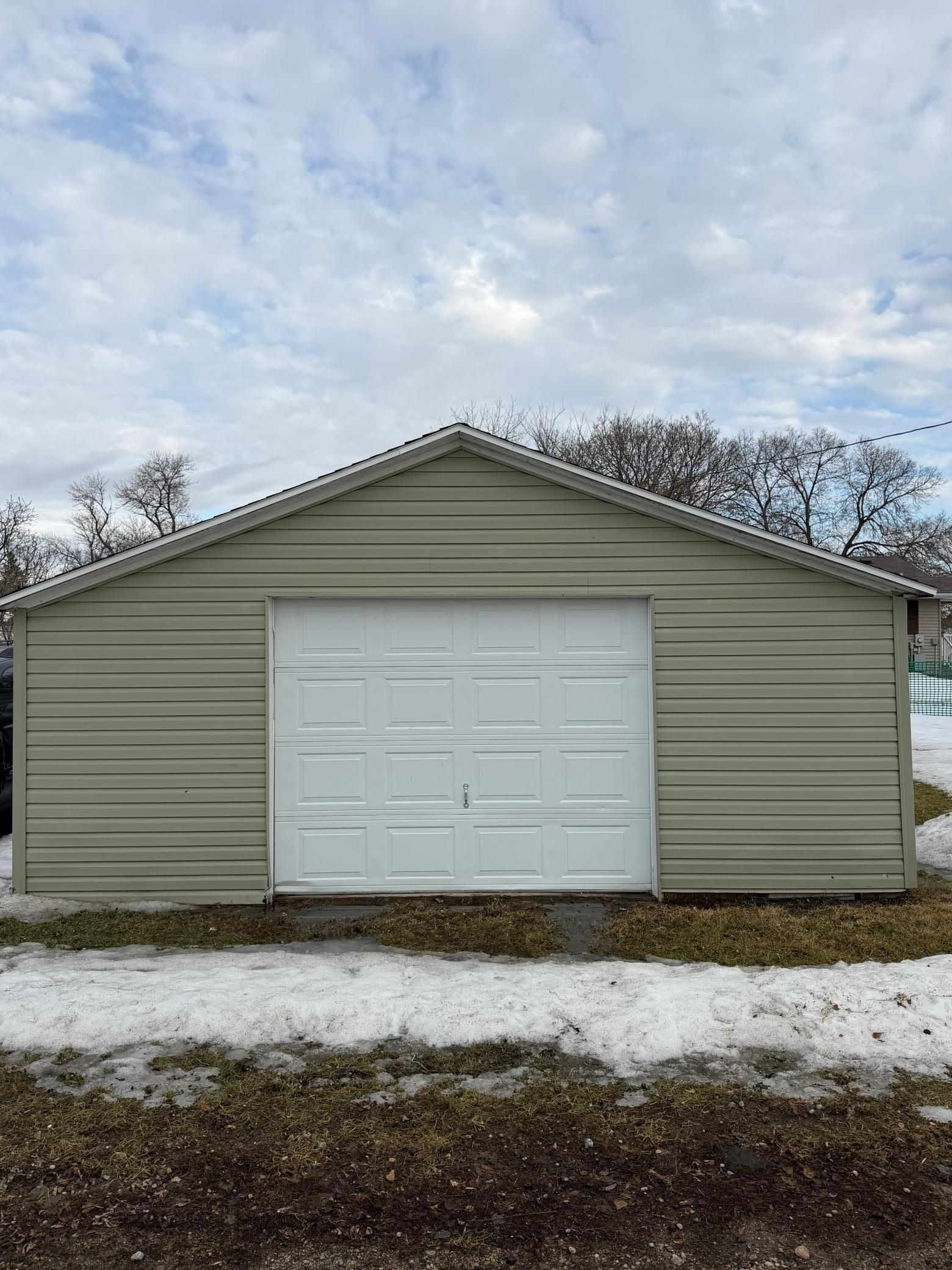 205 3rd St W, Ada, MN 56510