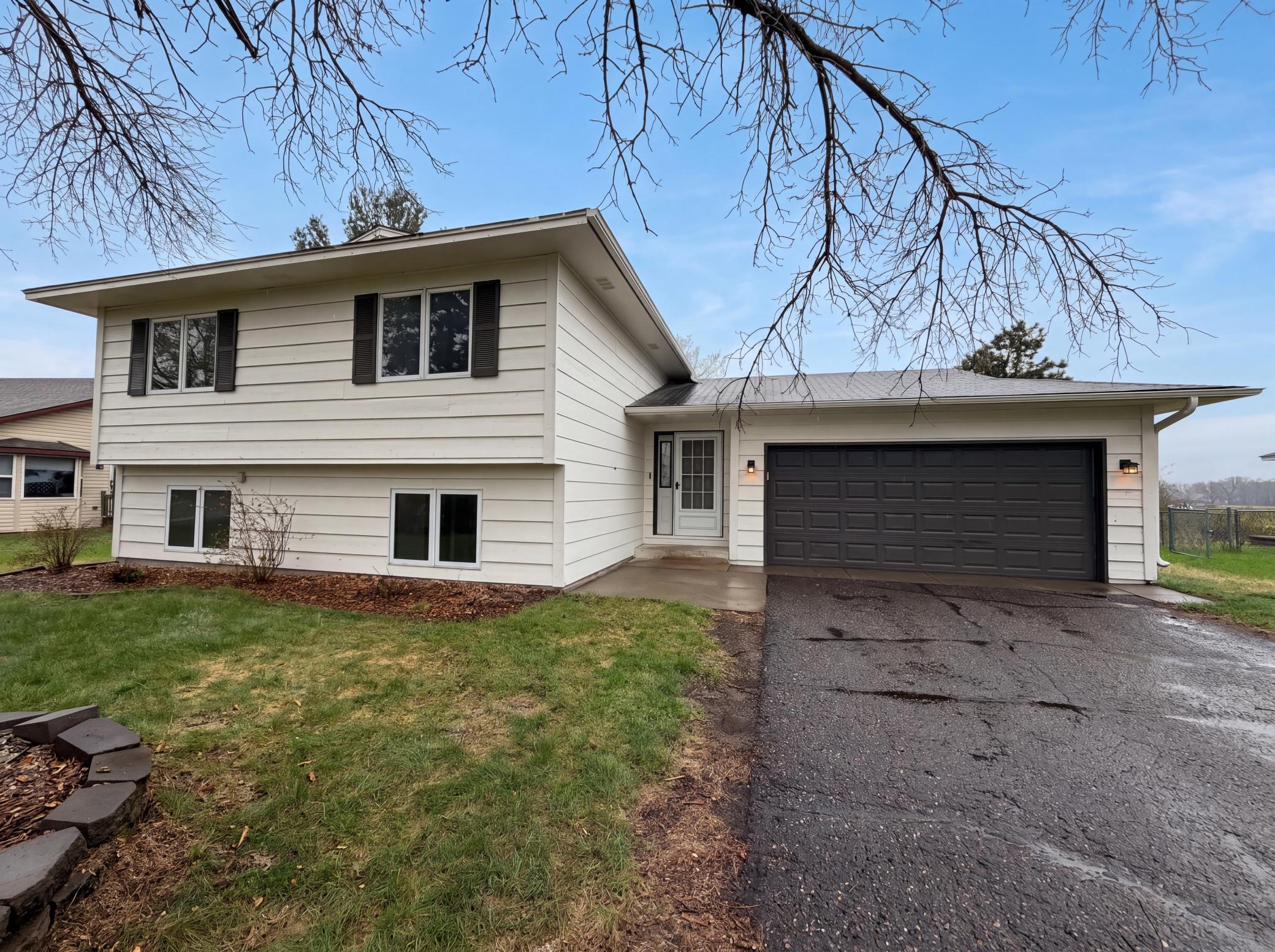 14012 Underclift St NW, Andover, MN 55304