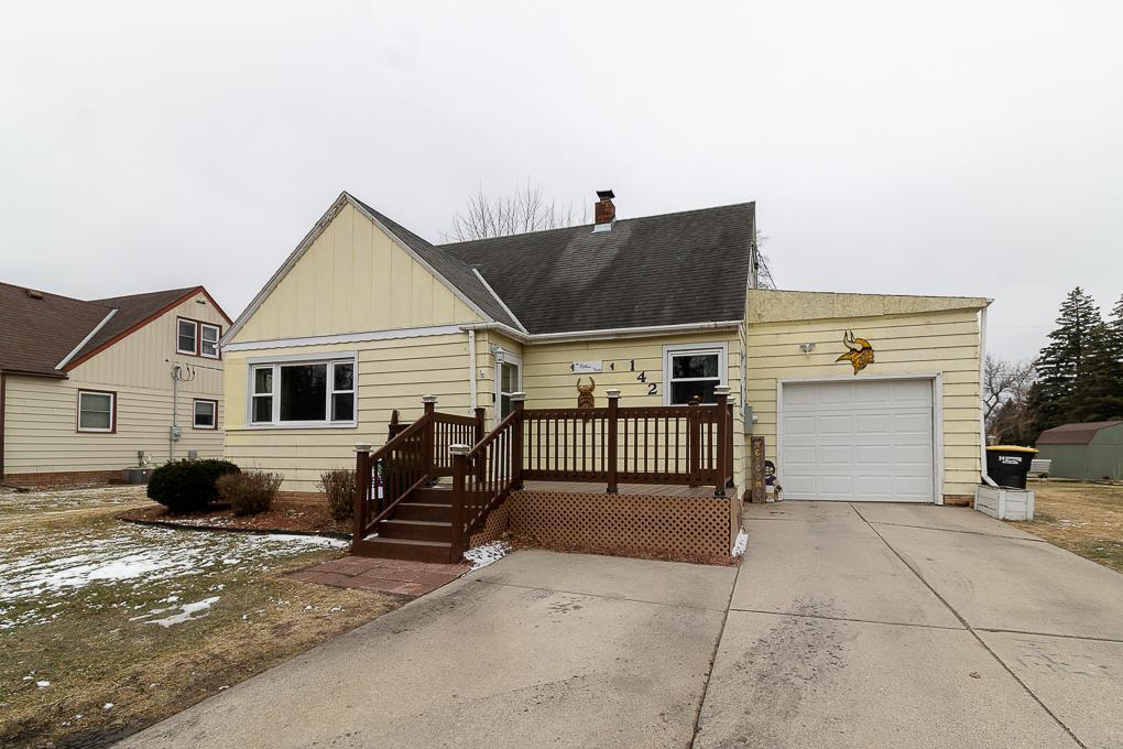 142 3rd Ave SW, Winnebago, MN 56098