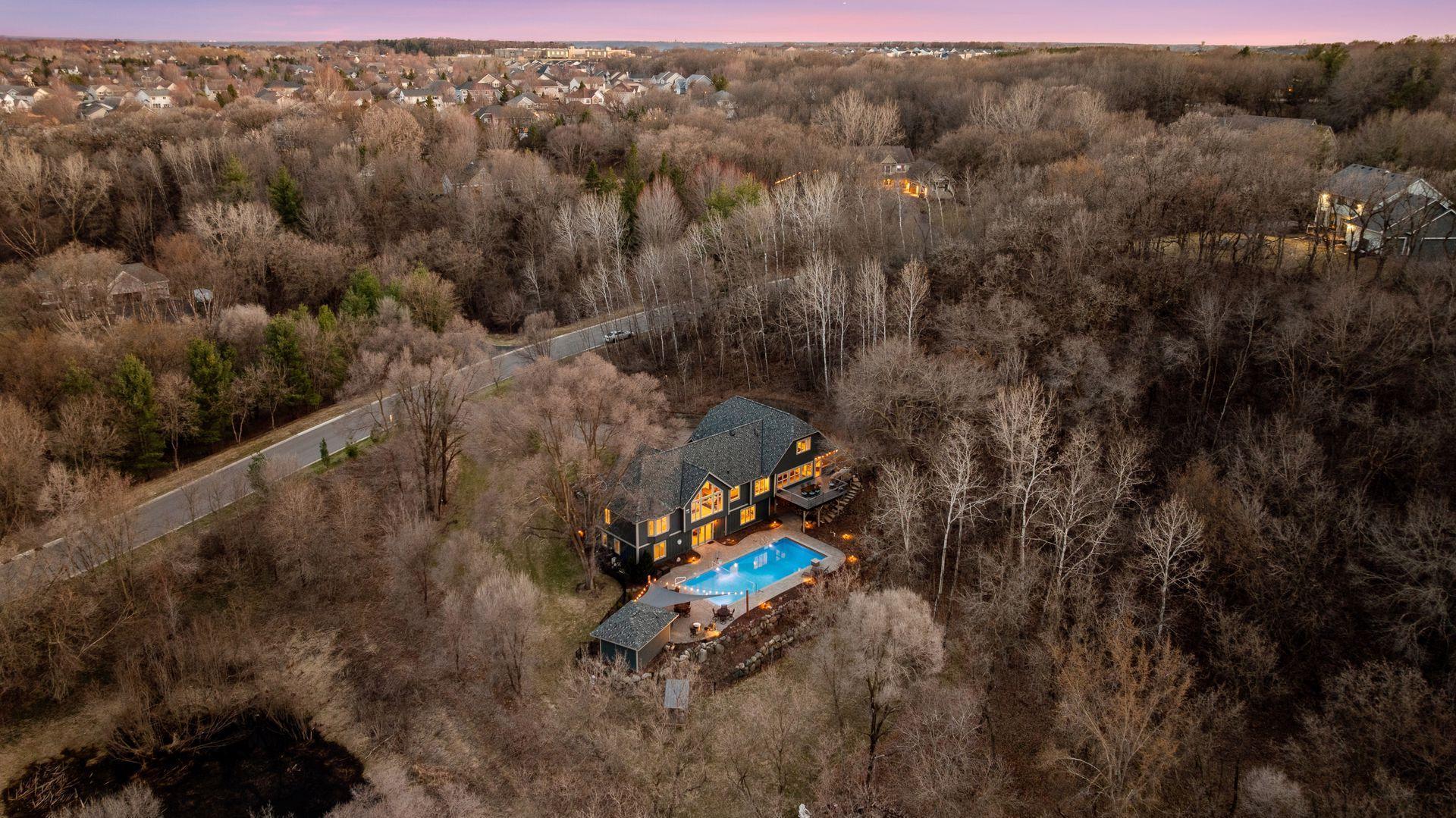 6590 Orchard Ridge Trl, Woodbury, MN 55129