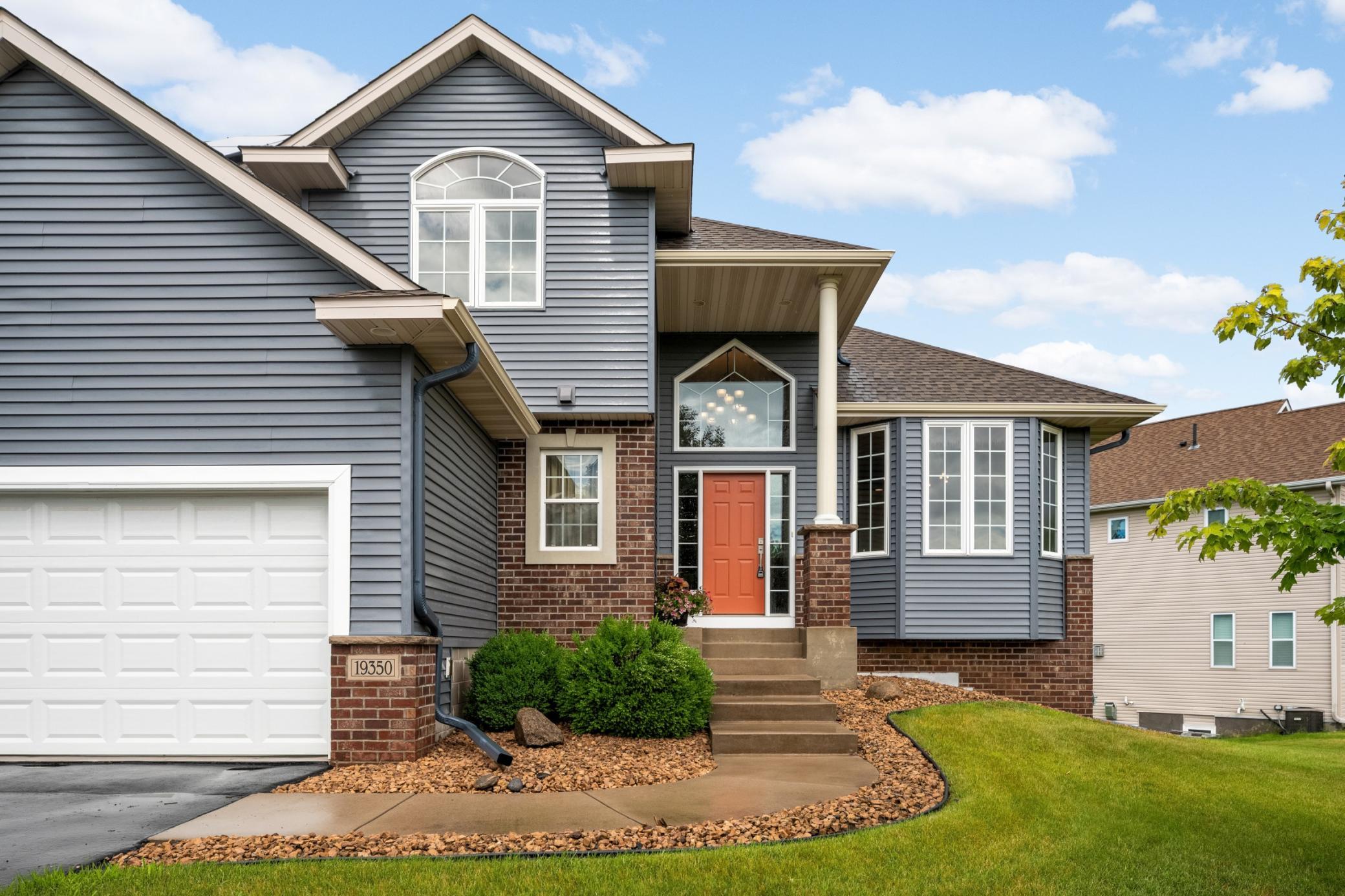 19350 Canby Ct, Farmington, MN 55024