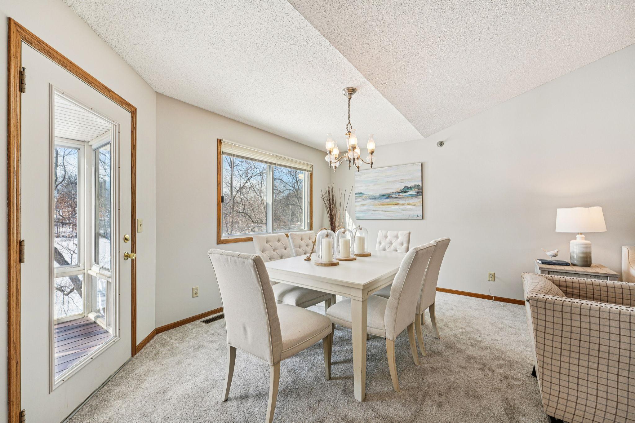 2545 Concord Way #115, Mendota Heights, MN 55120