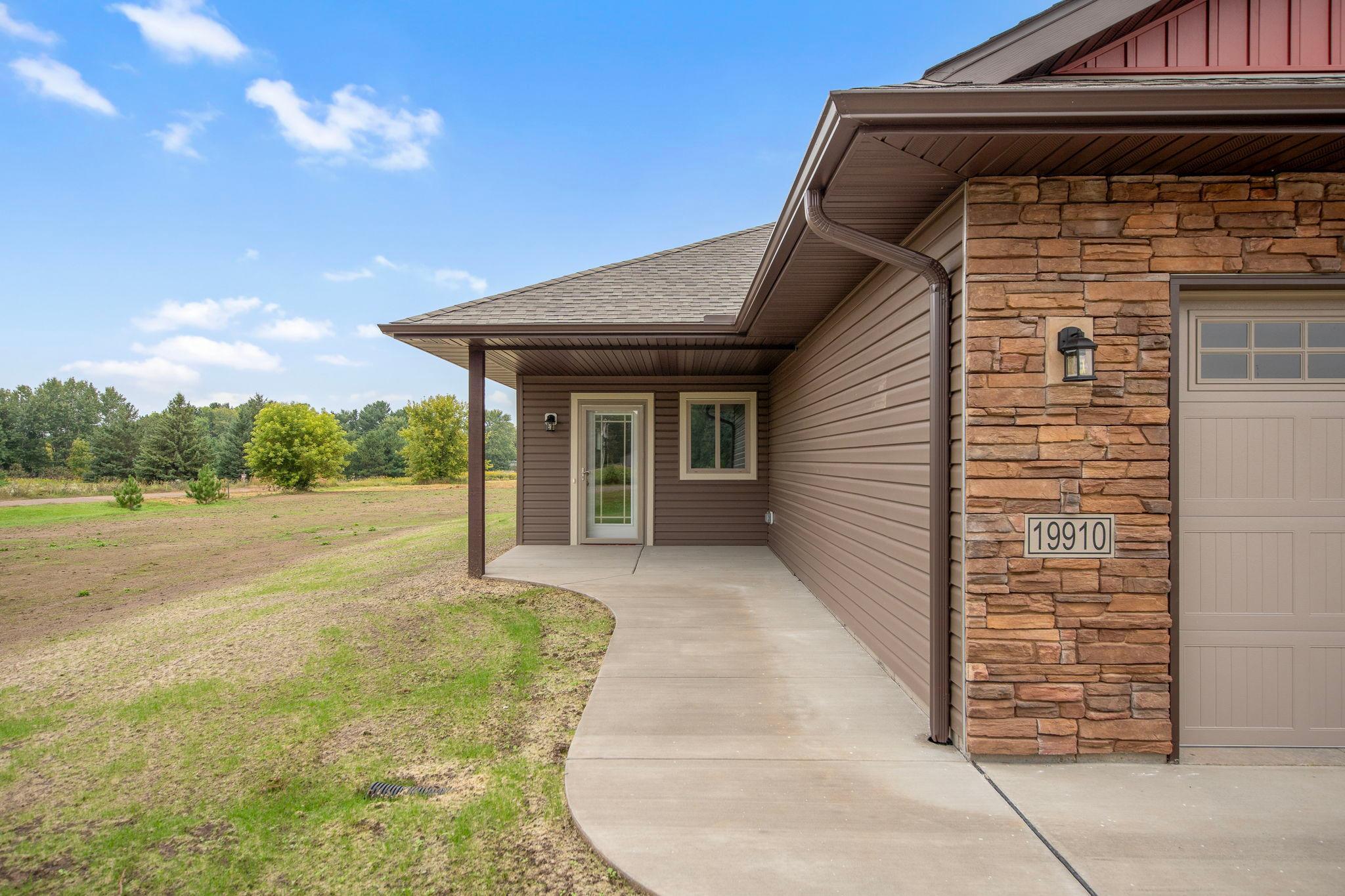 19905 Ann River Trl, Mora, MN 55051