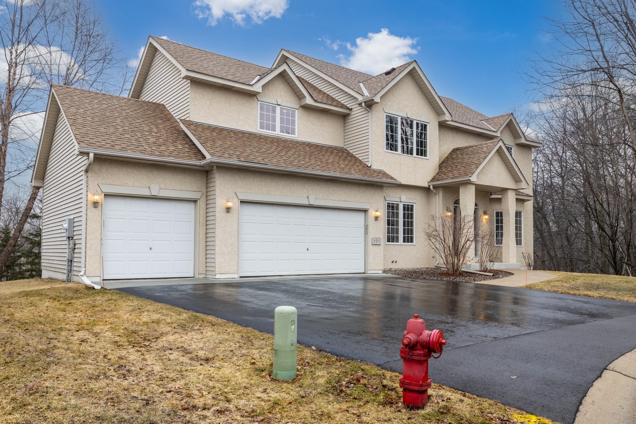 505 Chapel Ct, Eagan, MN 55121